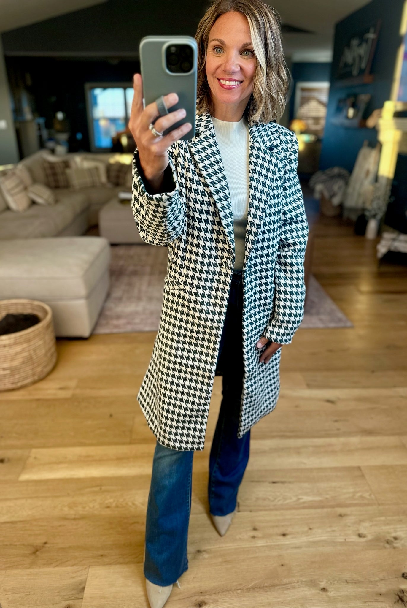 The Elliott Houndstooth Coat - Hunter Green-Jackets-Skies Are Blue-Anna Kaytes Boutique, Women's Fashion Boutique in Grinnell, Iowa