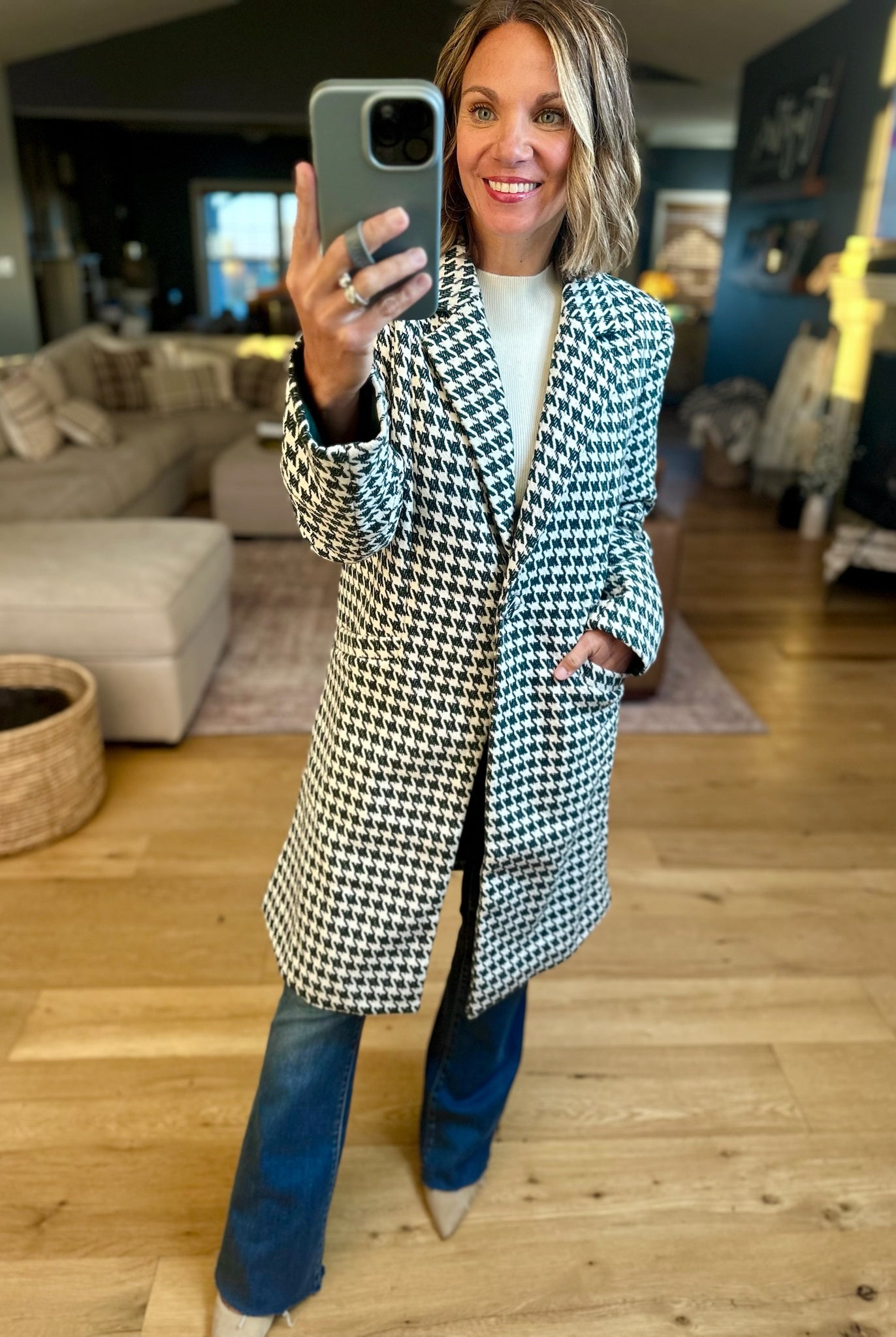The Elliott Houndstooth Coat - Hunter Green-Jackets-Skies Are Blue-Anna Kaytes Boutique, Women's Fashion Boutique in Grinnell, Iowa