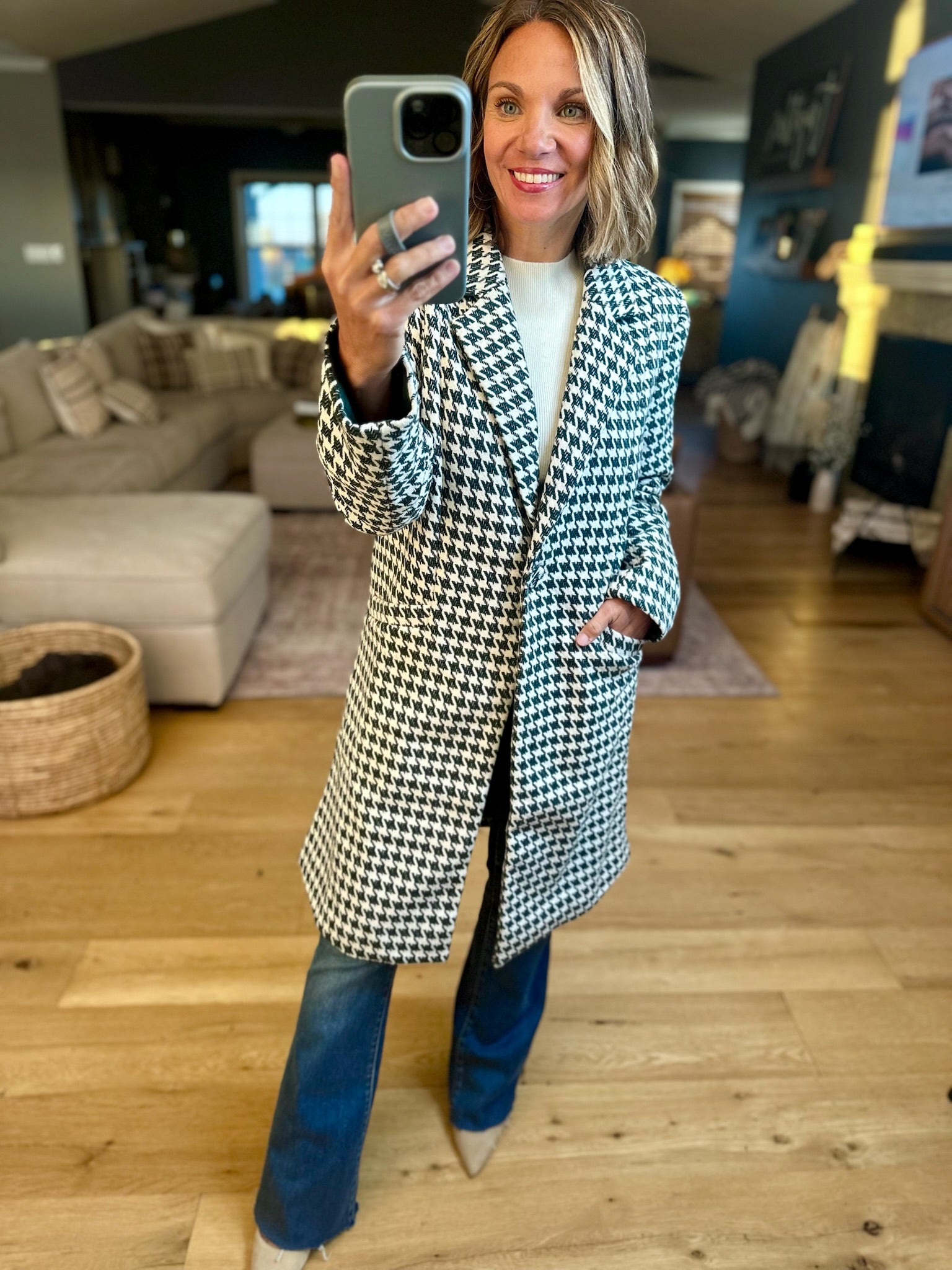 The Elliott Houndstooth Coat - Hunter Green-Jackets-Skies Are Blue-Anna Kaytes Boutique, Women's Fashion Boutique in Grinnell, Iowa