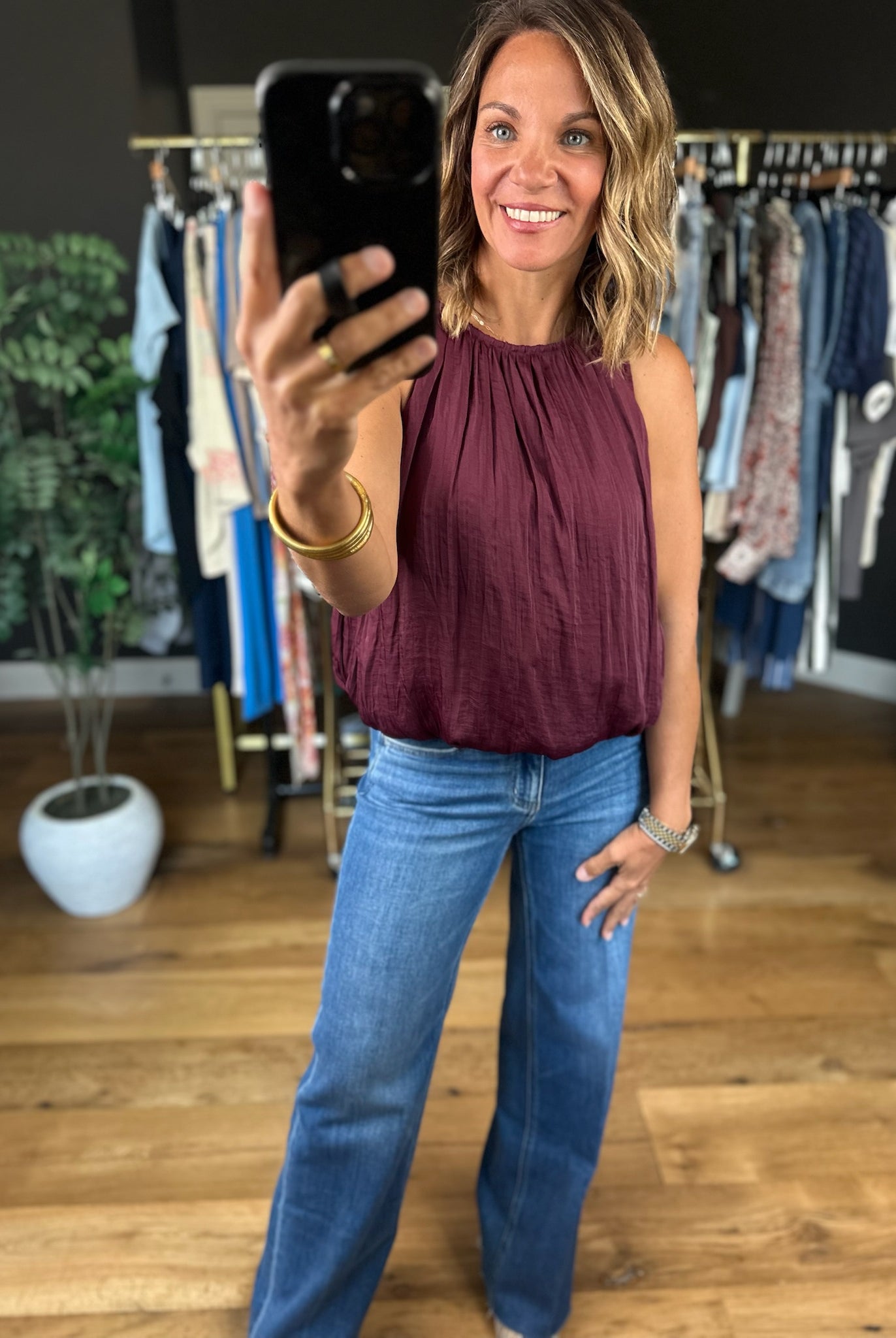 Stand My Ground Bubble-Hem Top-Sleeveless-ee:some-Anna Kaytes Boutique, Women's Fashion Boutique in Grinnell, Iowa