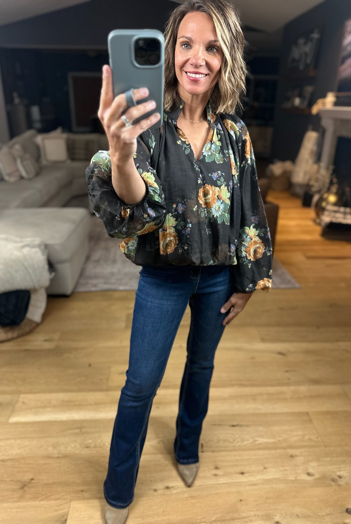 Out Of The Ordinary Floral Top-Long Sleeves-Entro-Anna Kaytes Boutique, Women's Fashion Boutique in Grinnell, Iowa