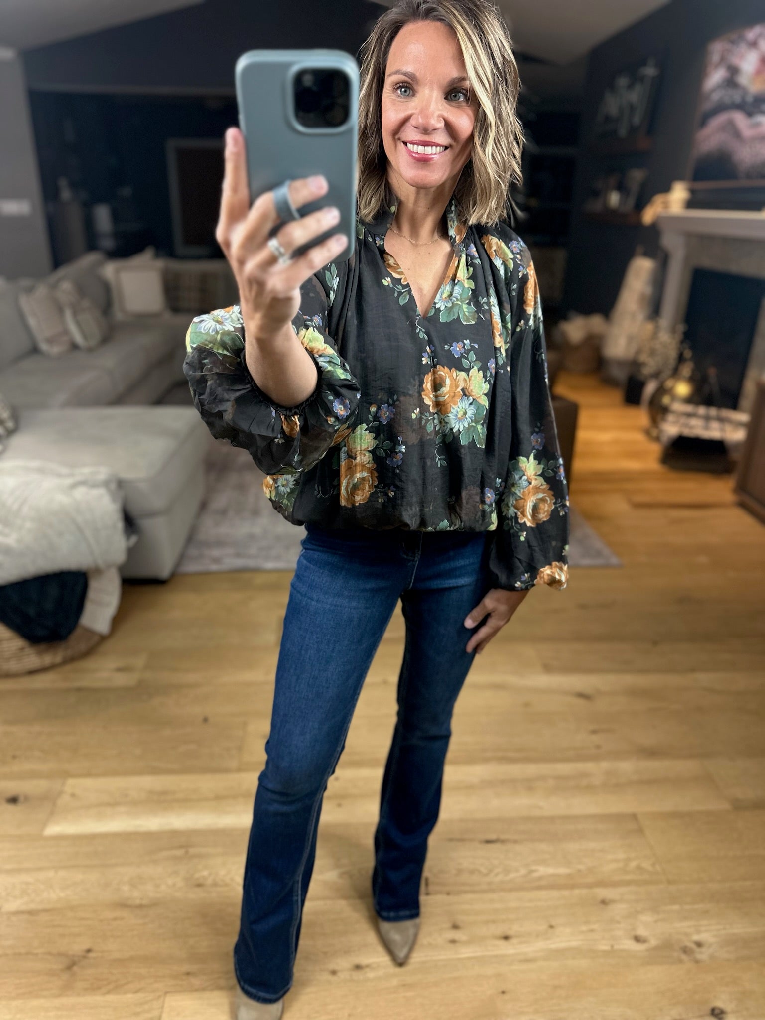 Out Of The Ordinary Floral Top-Long Sleeves-Entro-Anna Kaytes Boutique, Women's Fashion Boutique in Grinnell, Iowa