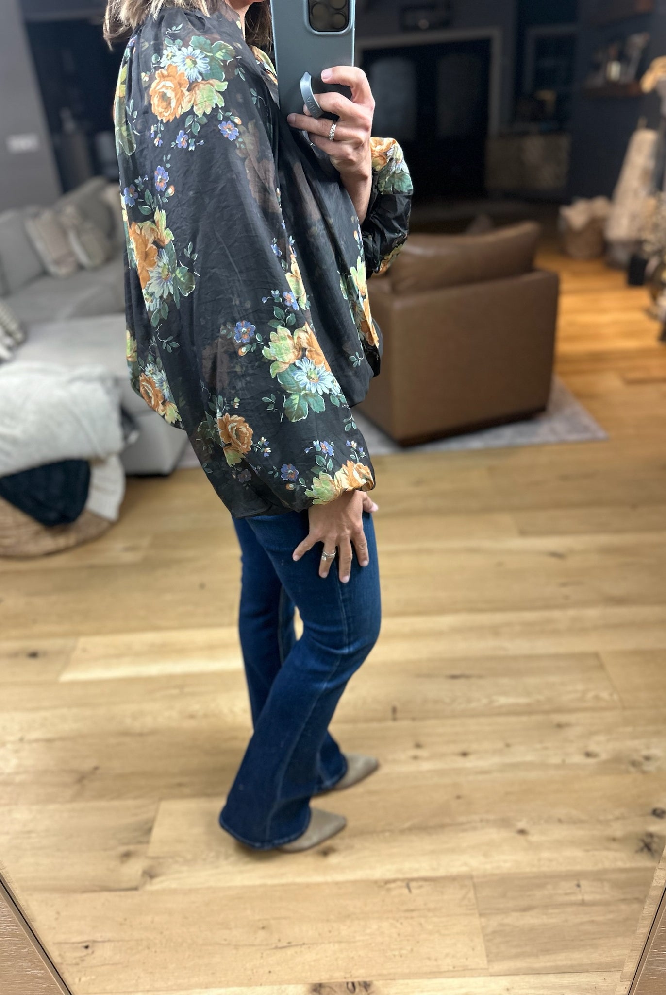 Out Of The Ordinary Floral Top-Long Sleeves-Entro-Anna Kaytes Boutique, Women's Fashion Boutique in Grinnell, Iowa
