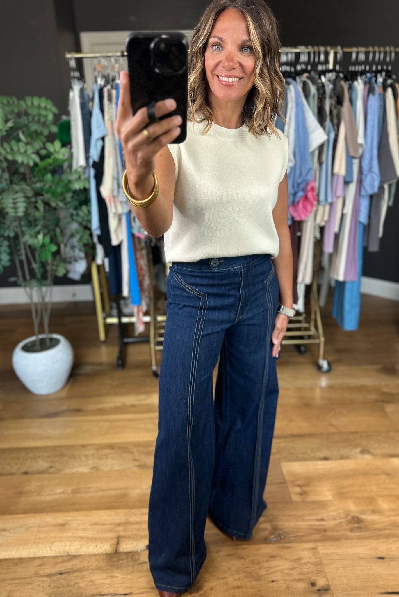 Everyone But You Knit Top-Short Sleeves-Entro-Anna Kaytes Boutique, Women's Fashion Boutique in Grinnell, Iowa