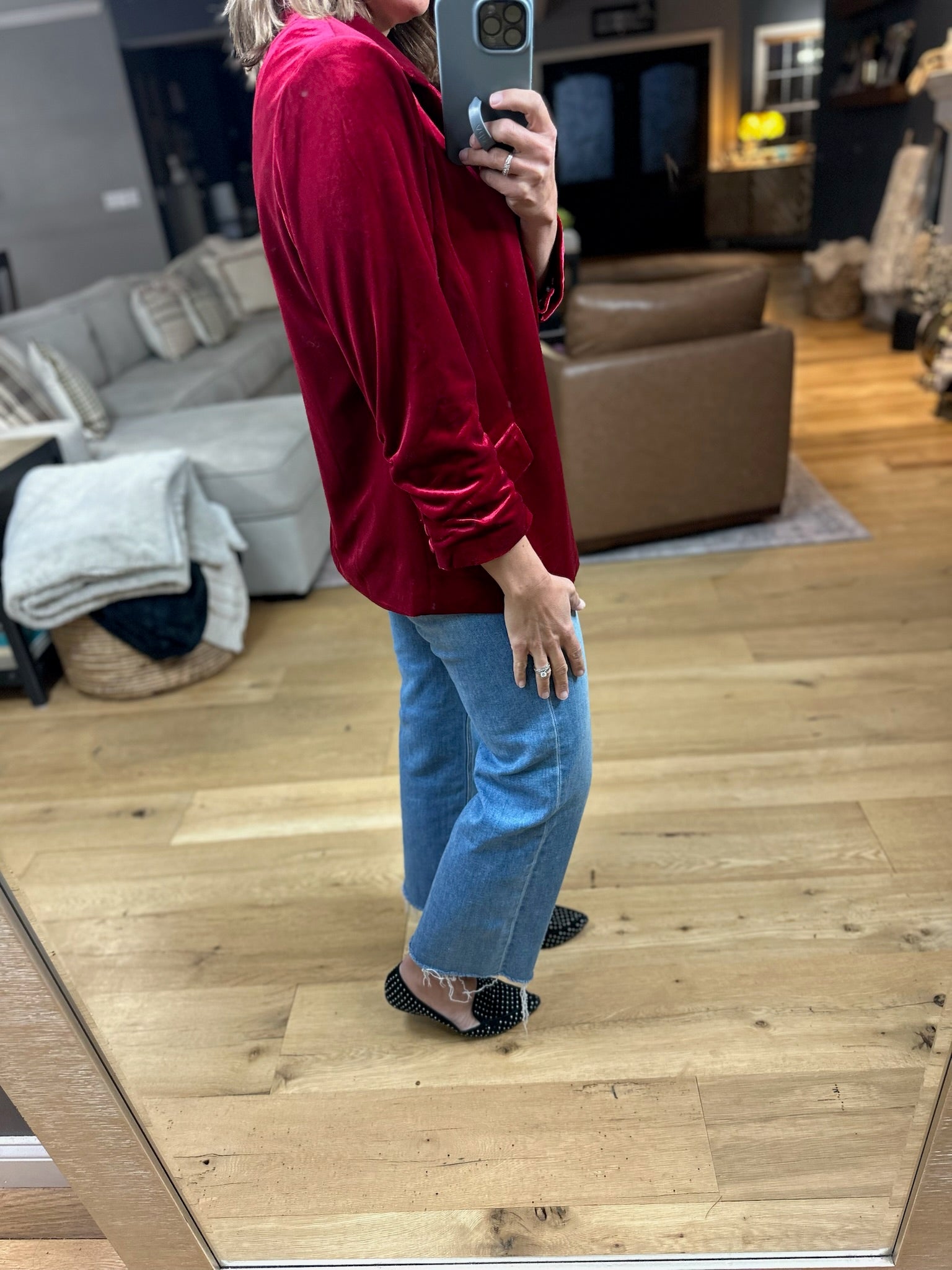 Matters Most Velvet Blazer-Sweaters-Skies Are Blue-Anna Kaytes Boutique, Women's Fashion Boutique in Grinnell, Iowa