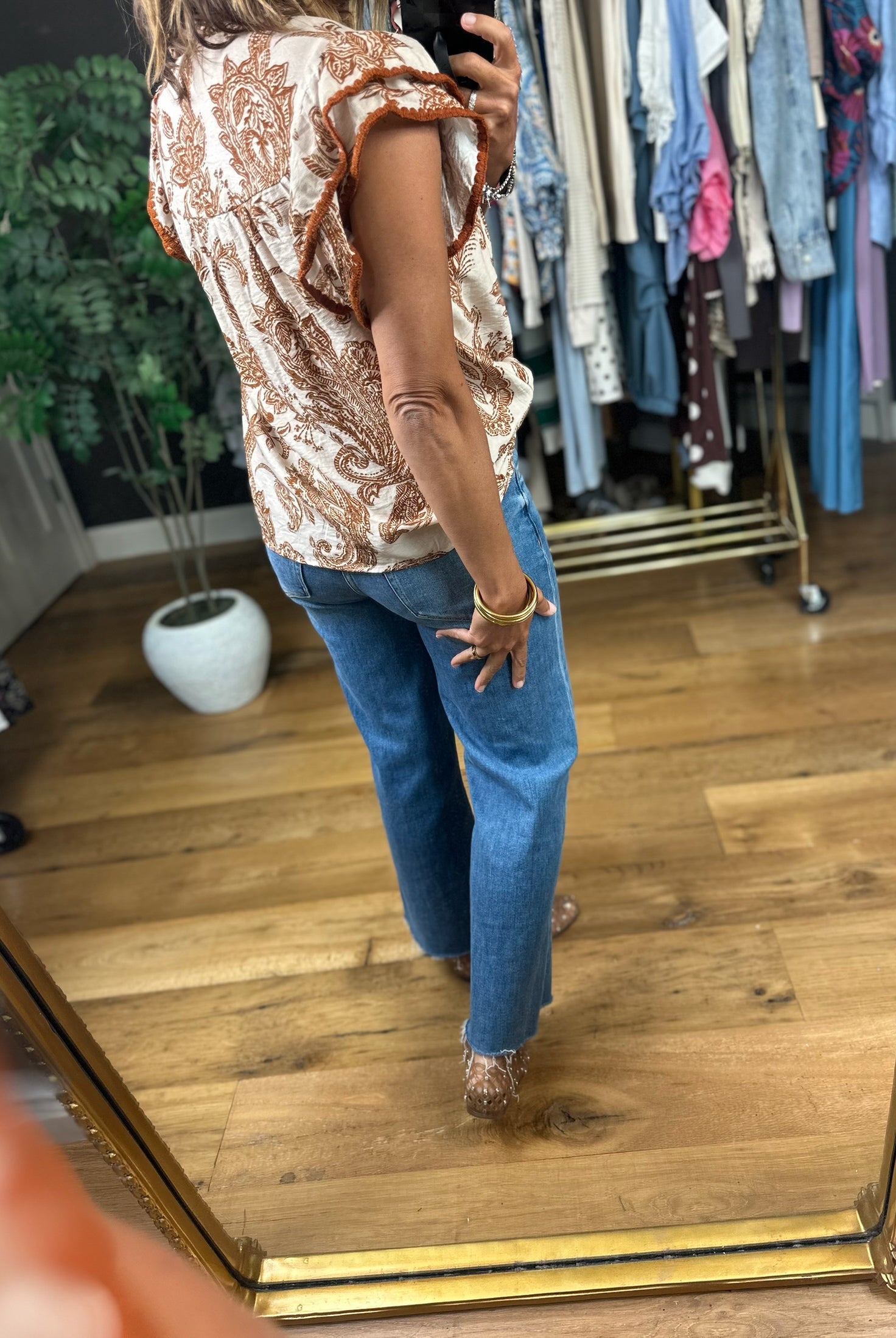 Feelings For You Flutter-Sleeve Top-Short Sleeves-She & Sky-Anna Kaytes Boutique, Women's Fashion Boutique in Grinnell, Iowa