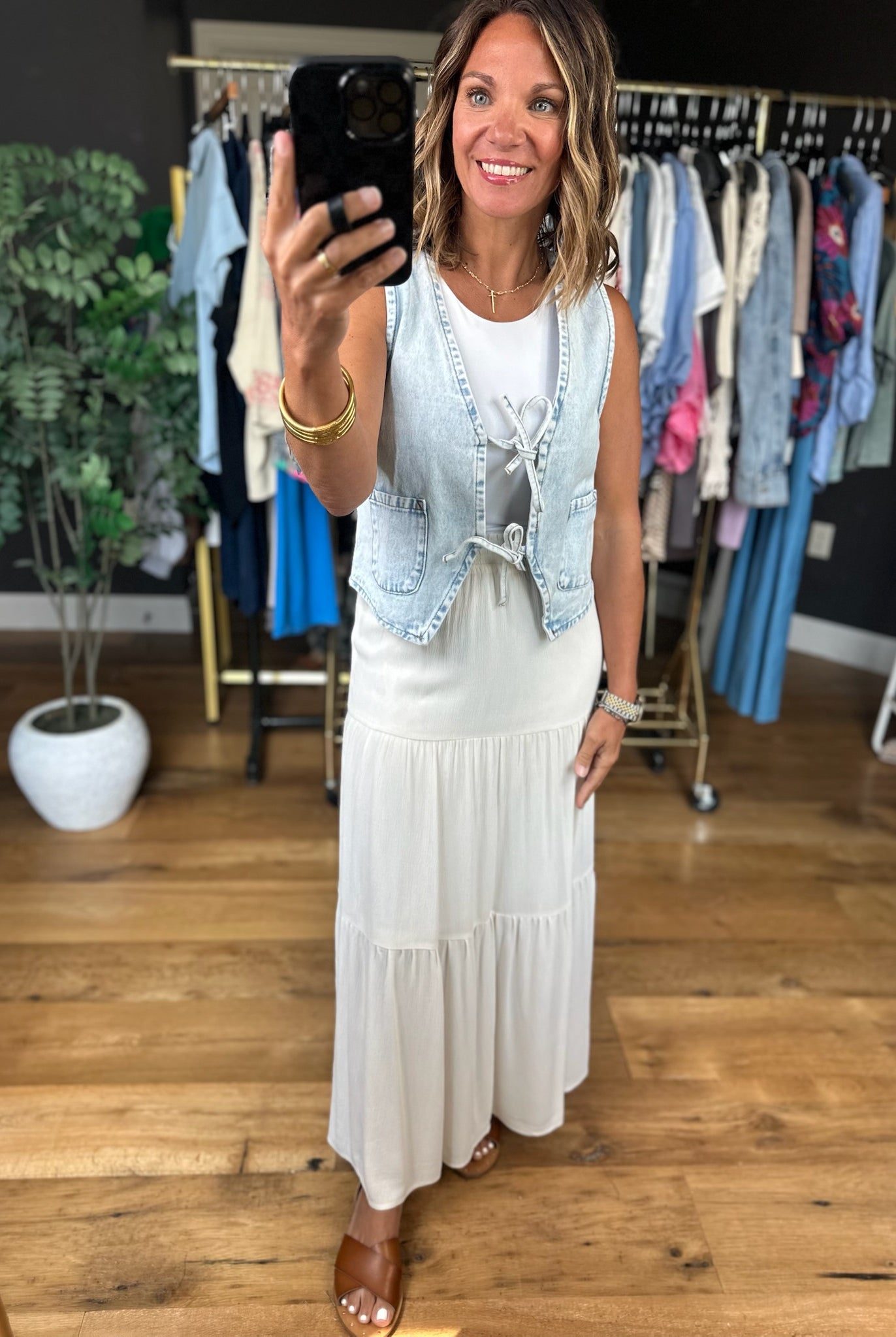 On Cloud 9 Denim Vest-Sleeveless-Very J-Anna Kaytes Boutique, Women's Fashion Boutique in Grinnell, Iowa