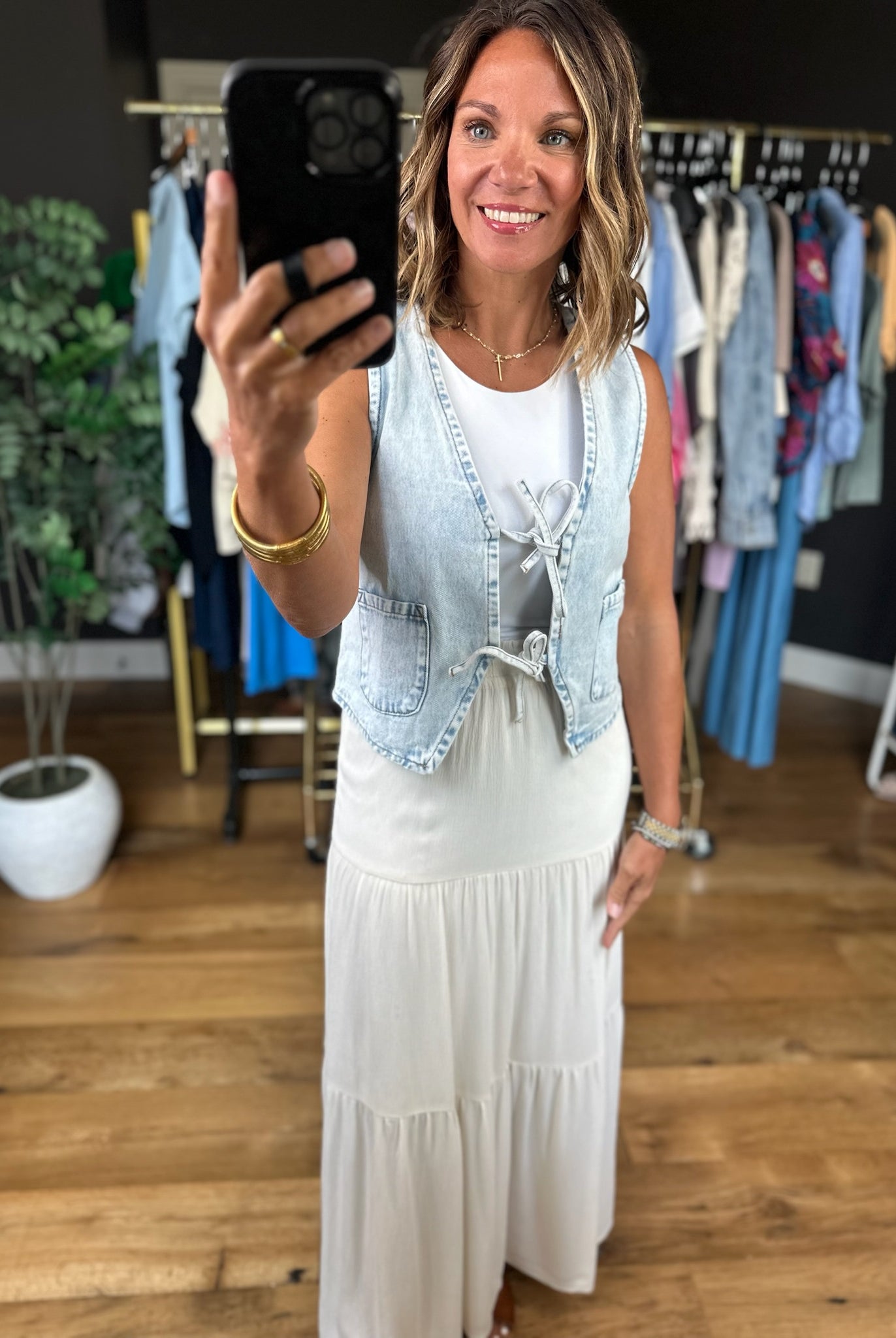 On Cloud 9 Denim Vest-Sleeveless-Very J-Anna Kaytes Boutique, Women's Fashion Boutique in Grinnell, Iowa