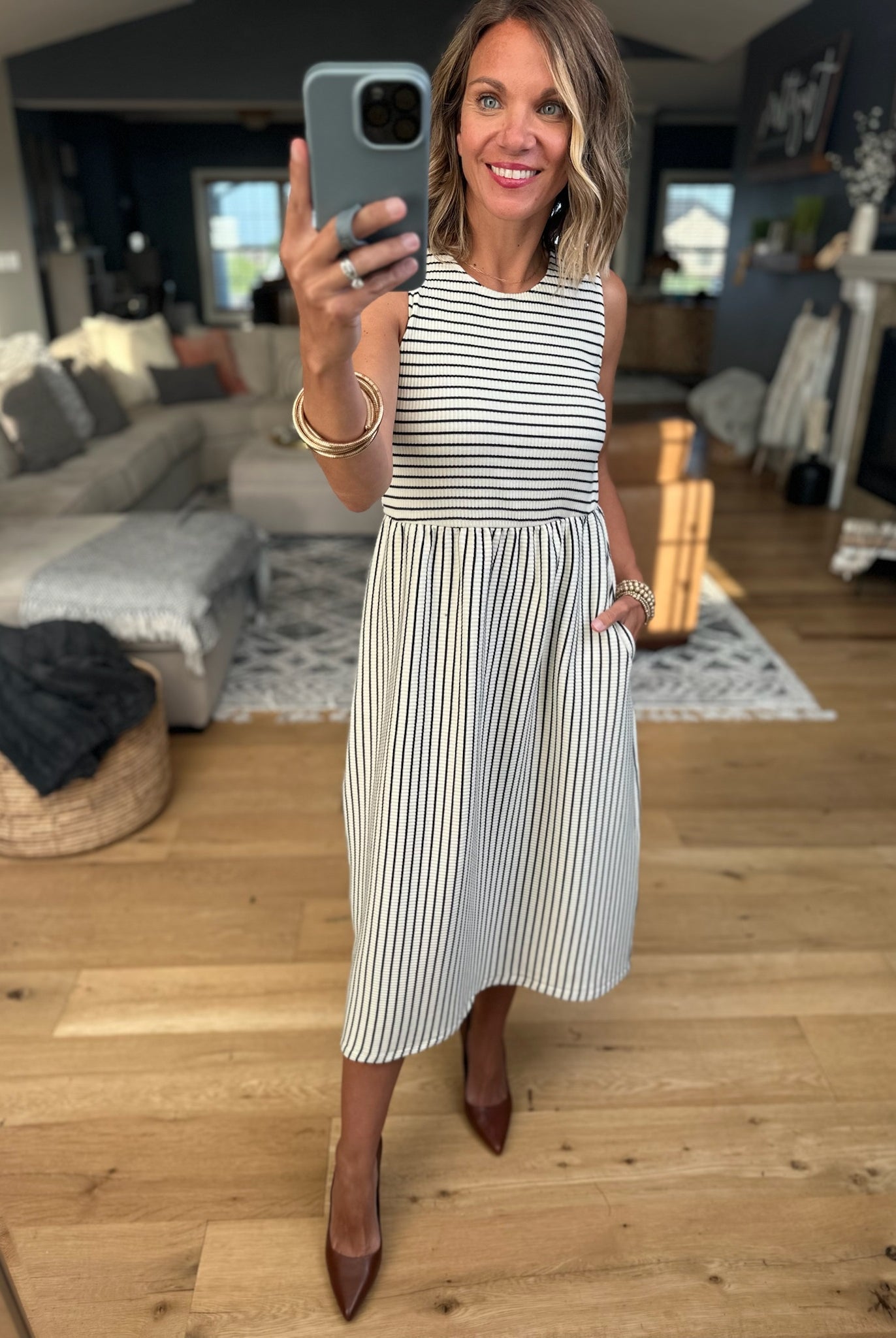 Brunch By Noon Pocket Midi Dress-Wishlist-Anna Kaytes Boutique, Women's Fashion Boutique in Grinnell, Iowa