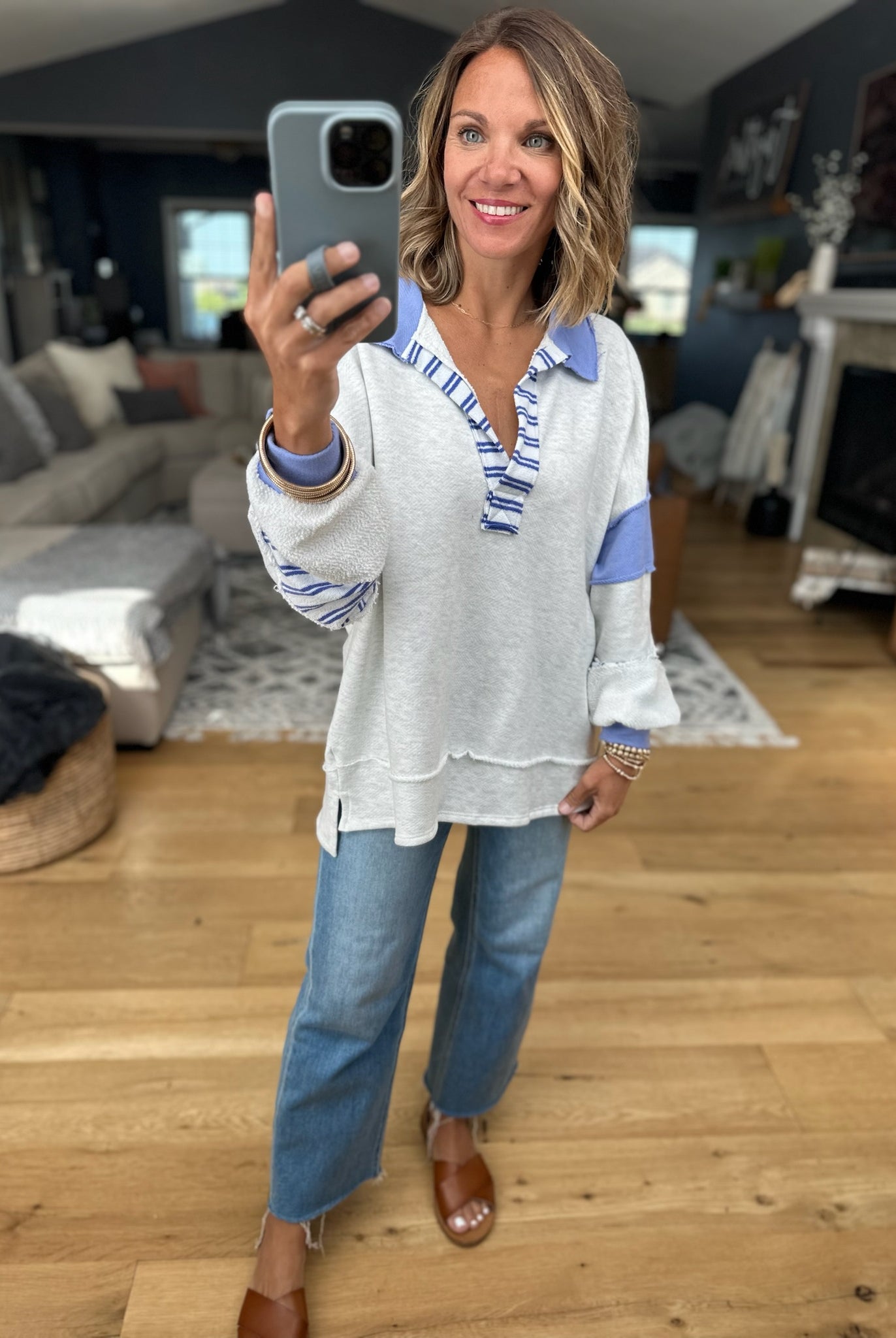 On My Feed V-Neck Pullover-Bucketlist-Anna Kaytes Boutique, Women's Fashion Boutique in Grinnell, Iowa