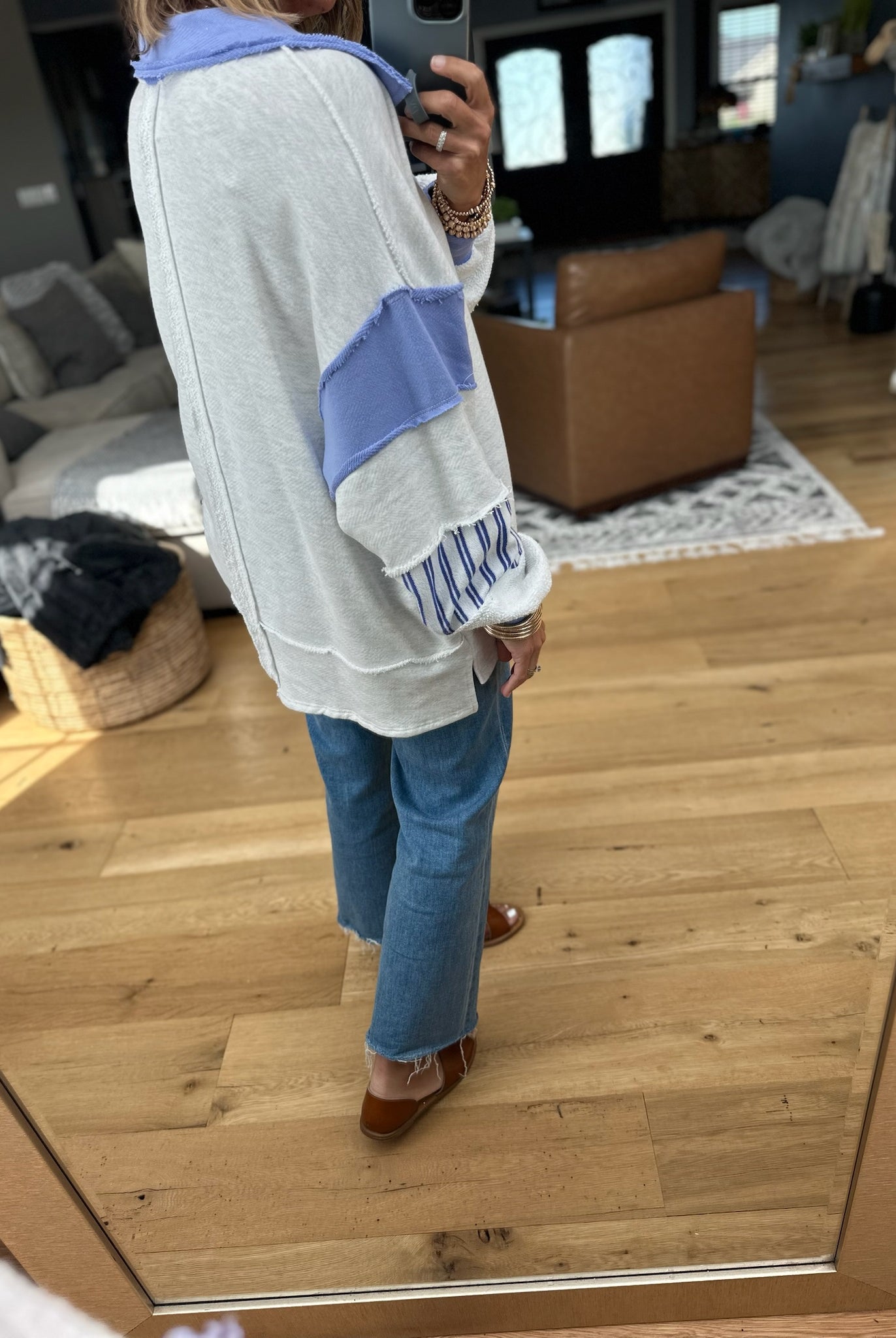 On My Feed V-Neck Pullover-Bucketlist-Anna Kaytes Boutique, Women's Fashion Boutique in Grinnell, Iowa