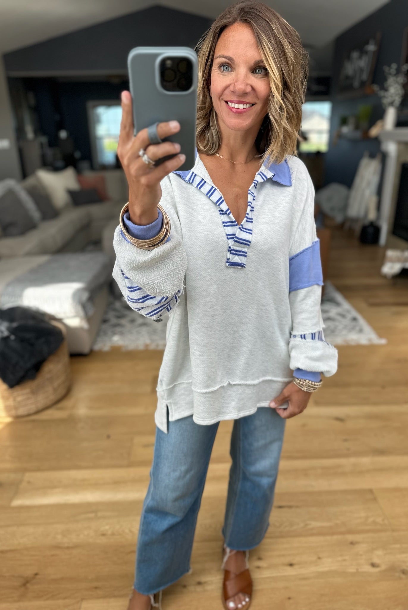 On My Feed V-Neck Pullover-Bucketlist-Anna Kaytes Boutique, Women's Fashion Boutique in Grinnell, Iowa