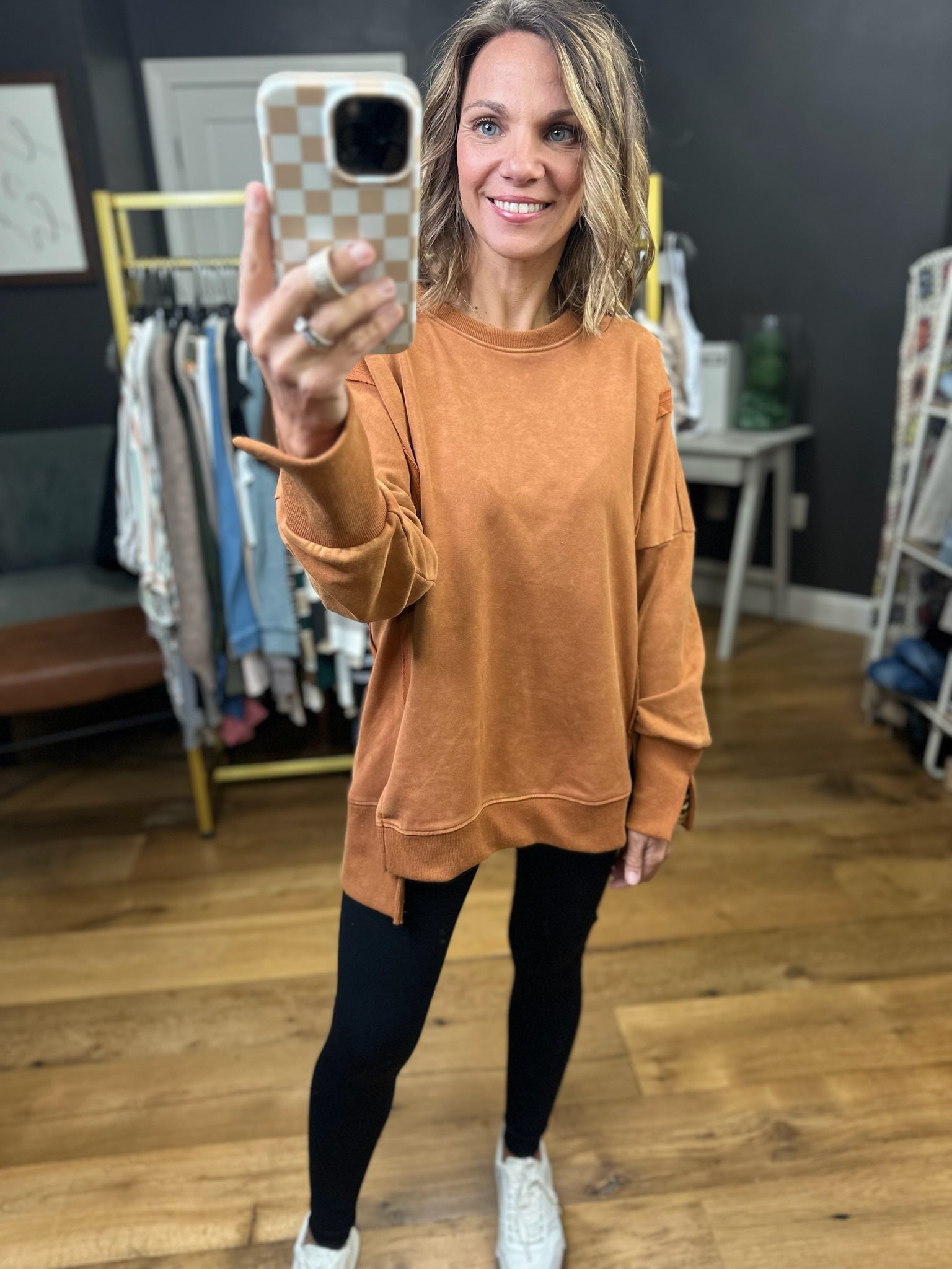 Out For The Day Split Hem Crewneck-Jodifl-Anna Kaytes Boutique, Women's Fashion Boutique in Grinnell, Iowa