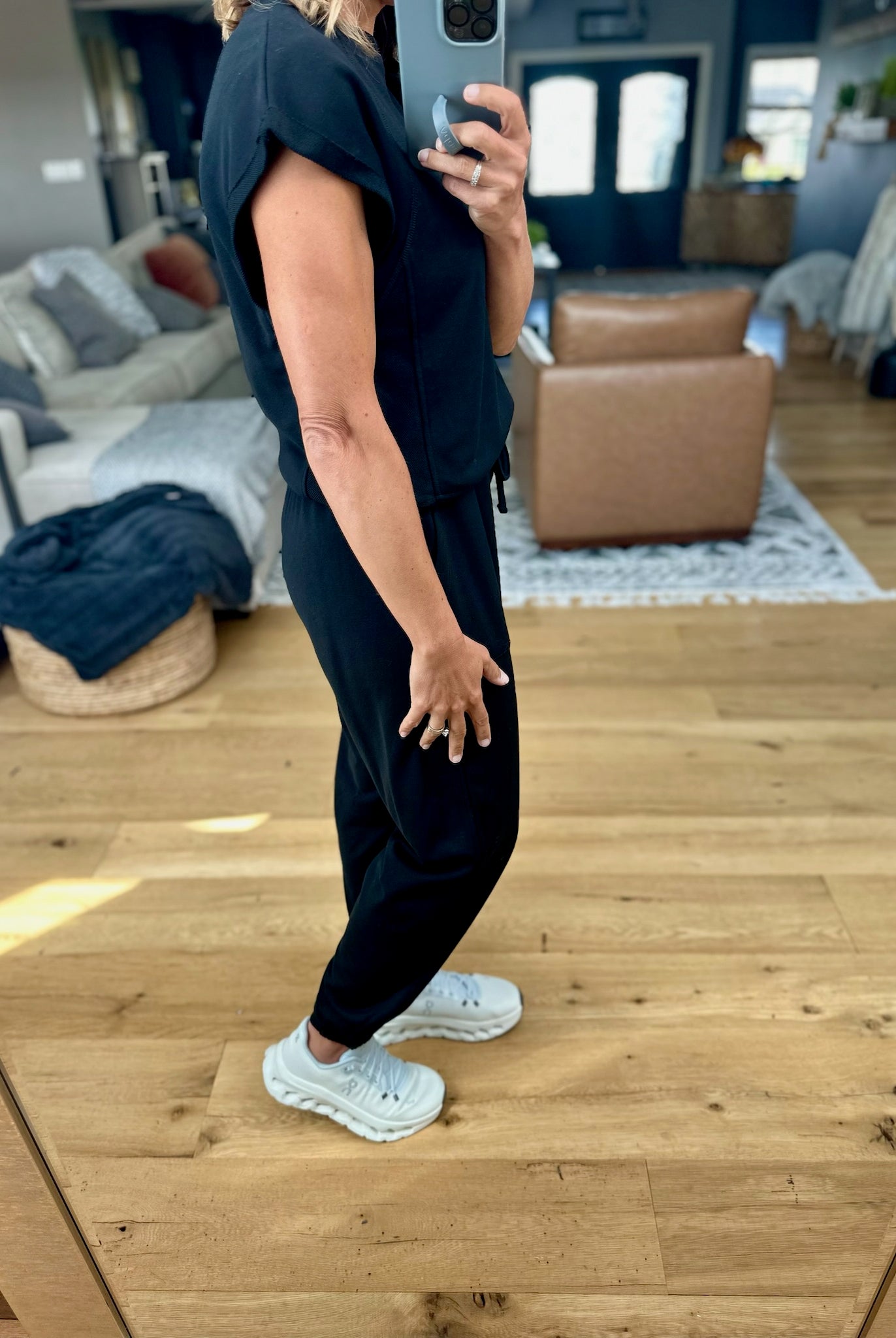 Cloud Nine Top + Jogger Set-Mono B-Anna Kaytes Boutique, Women's Fashion Boutique in Grinnell, Iowa