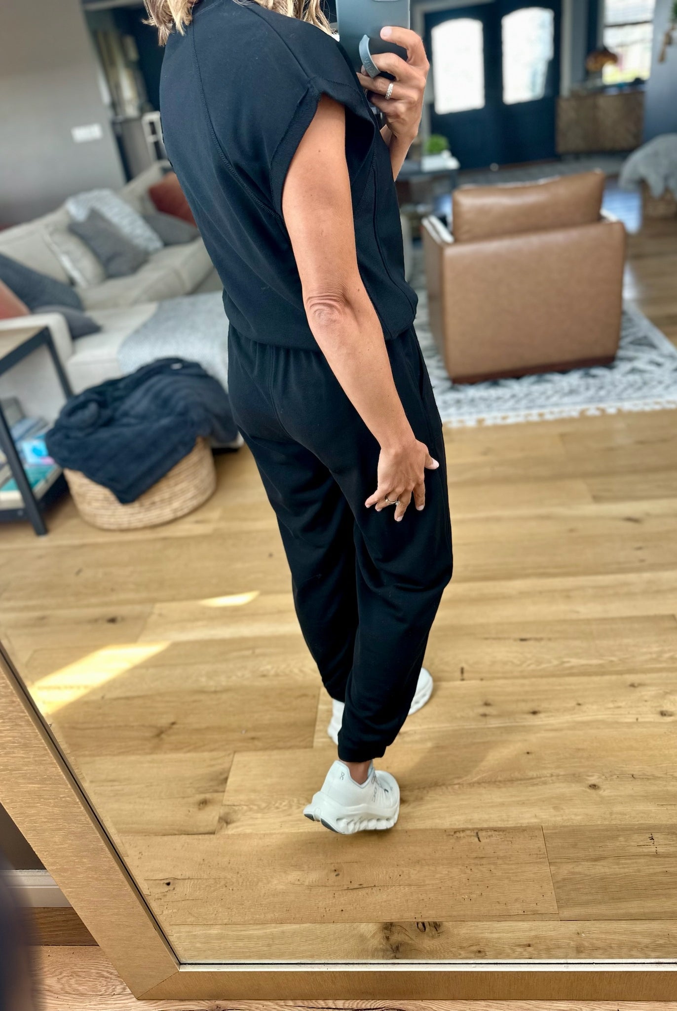 Cloud Nine Top + Jogger Set-Mono B-Anna Kaytes Boutique, Women's Fashion Boutique in Grinnell, Iowa