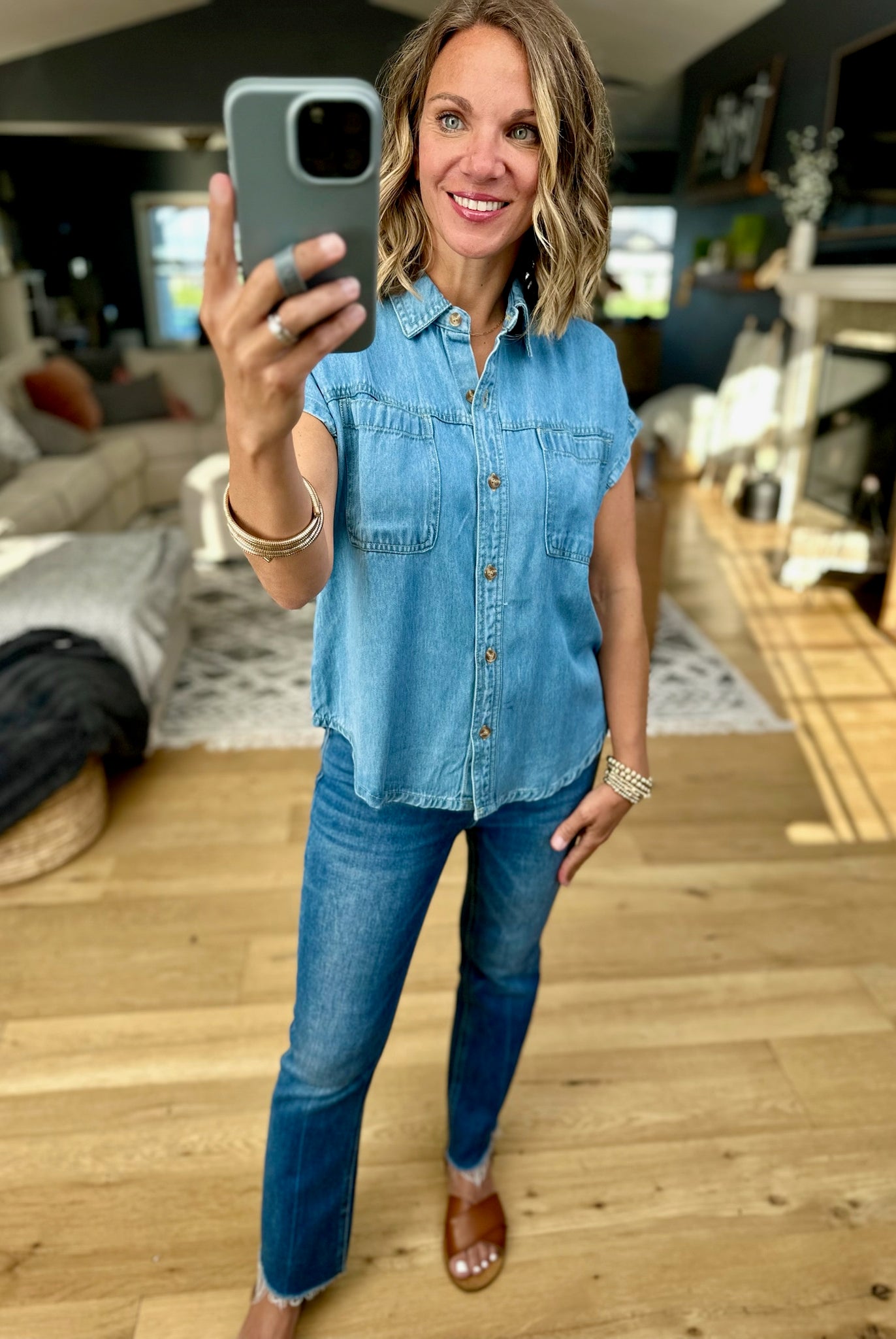 A Couple Things Button-Down Top-Blu Pepper-Anna Kaytes Boutique, Women's Fashion Boutique in Grinnell, Iowa