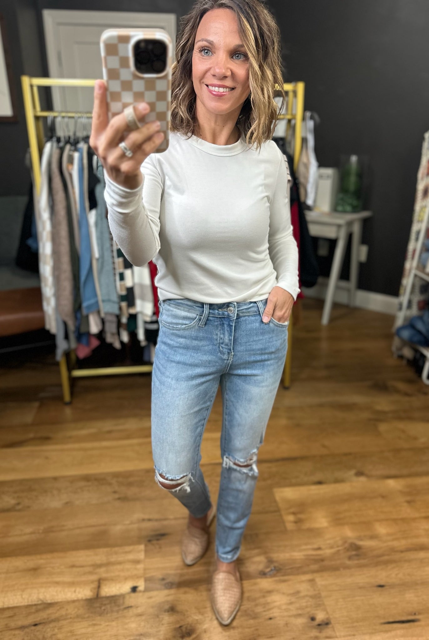 The Zoe Mid-Rise Crop Straight Denim-Vervet-Anna Kaytes Boutique, Women's Fashion Boutique in Grinnell, Iowa