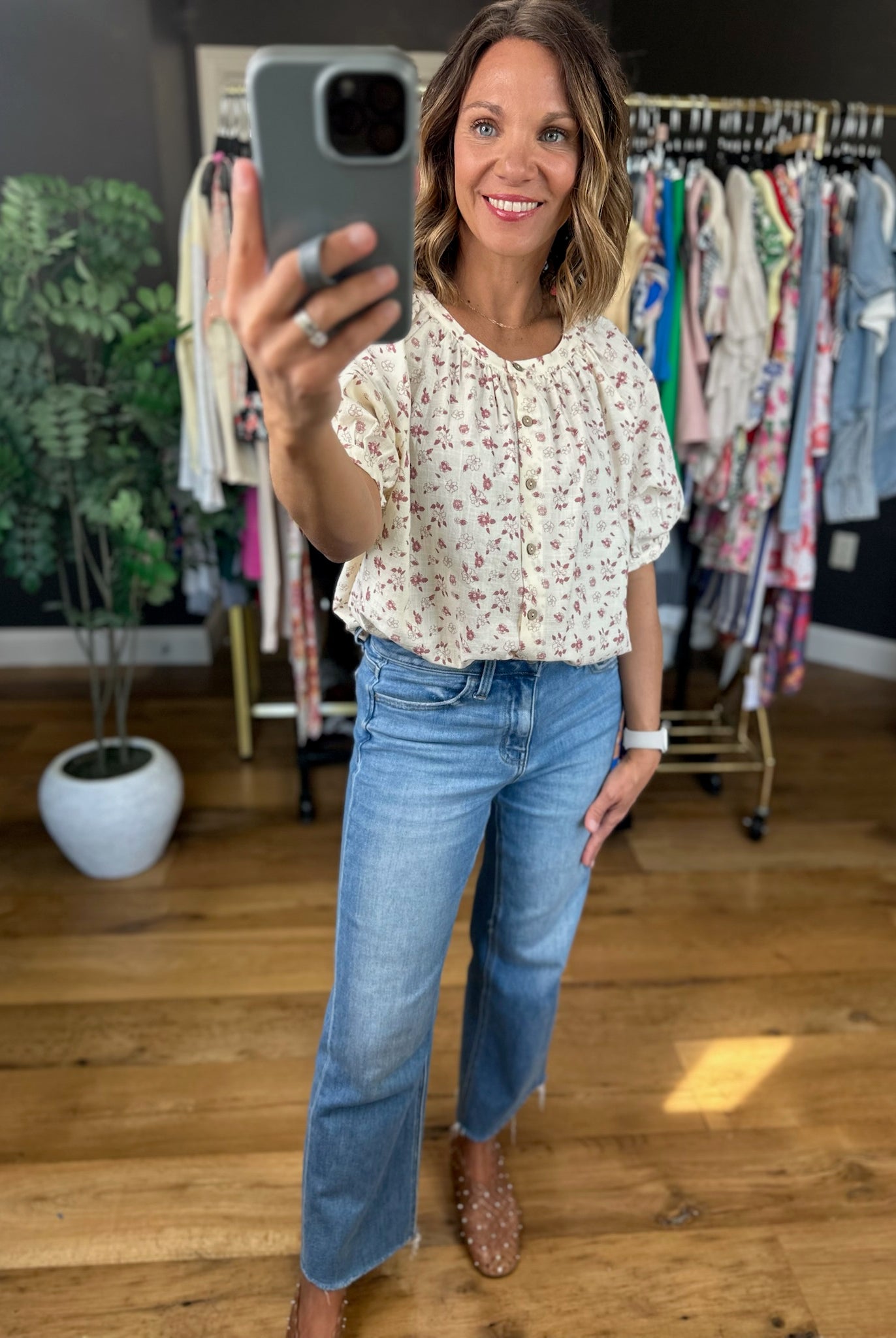 Everywhere With You Floral Top-Short Sleeves-Vine & Love-Anna Kaytes Boutique, Women's Fashion Boutique in Grinnell, Iowa