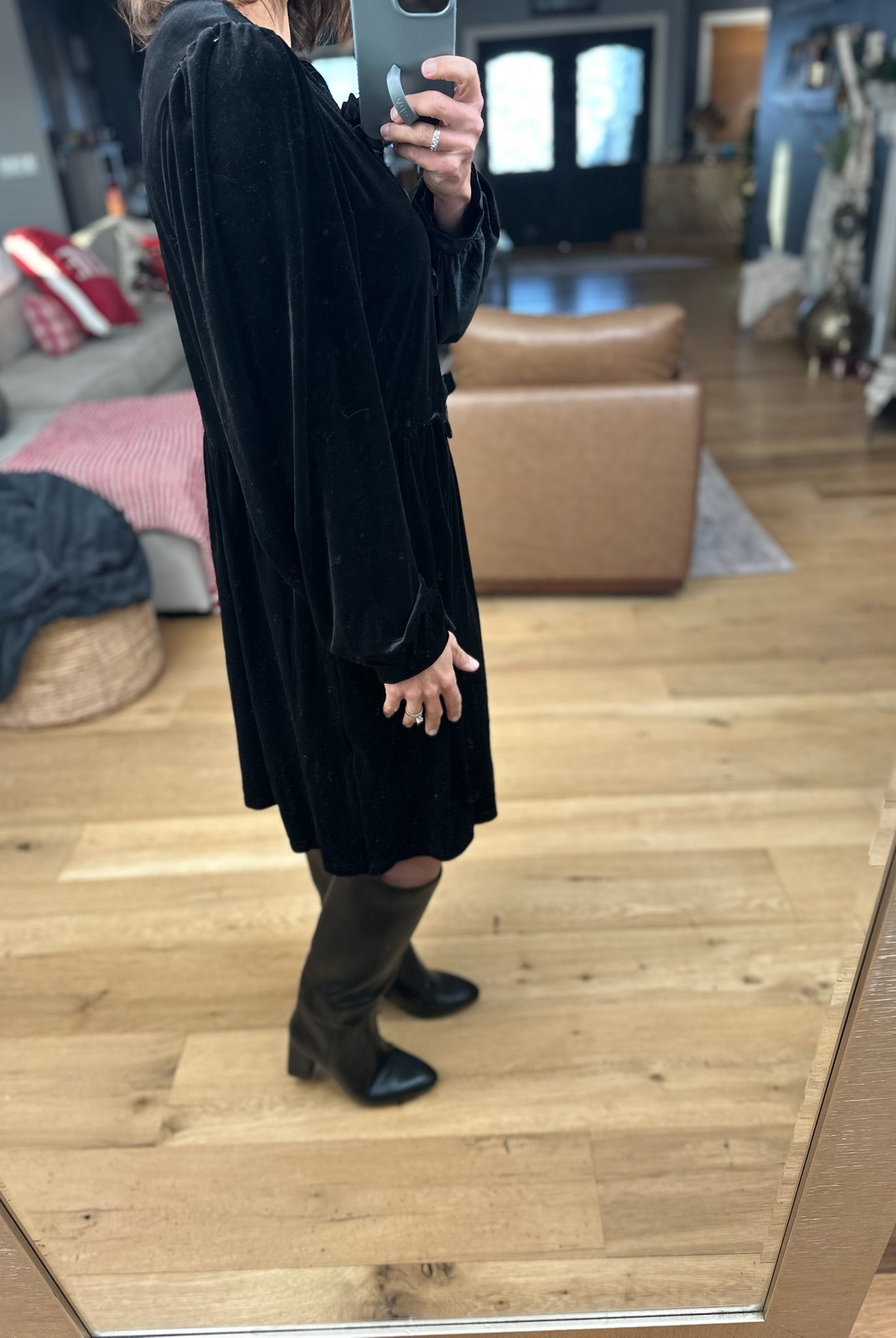 Stay For The Season Velvet Dress-Vine & Love-Anna Kaytes Boutique, Women's Fashion Boutique in Grinnell, Iowa