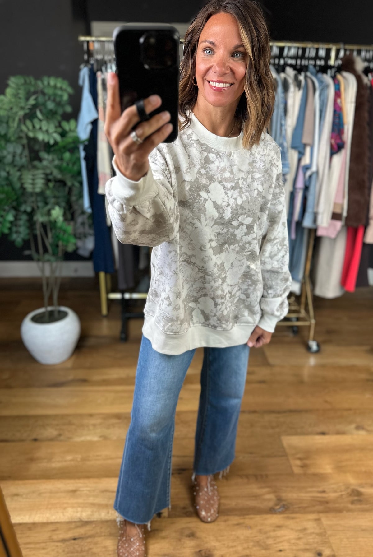 Forward Motion Floral Crewneck-Sweaters-Blu Pepper-Anna Kaytes Boutique, Women's Fashion Boutique in Grinnell, Iowa