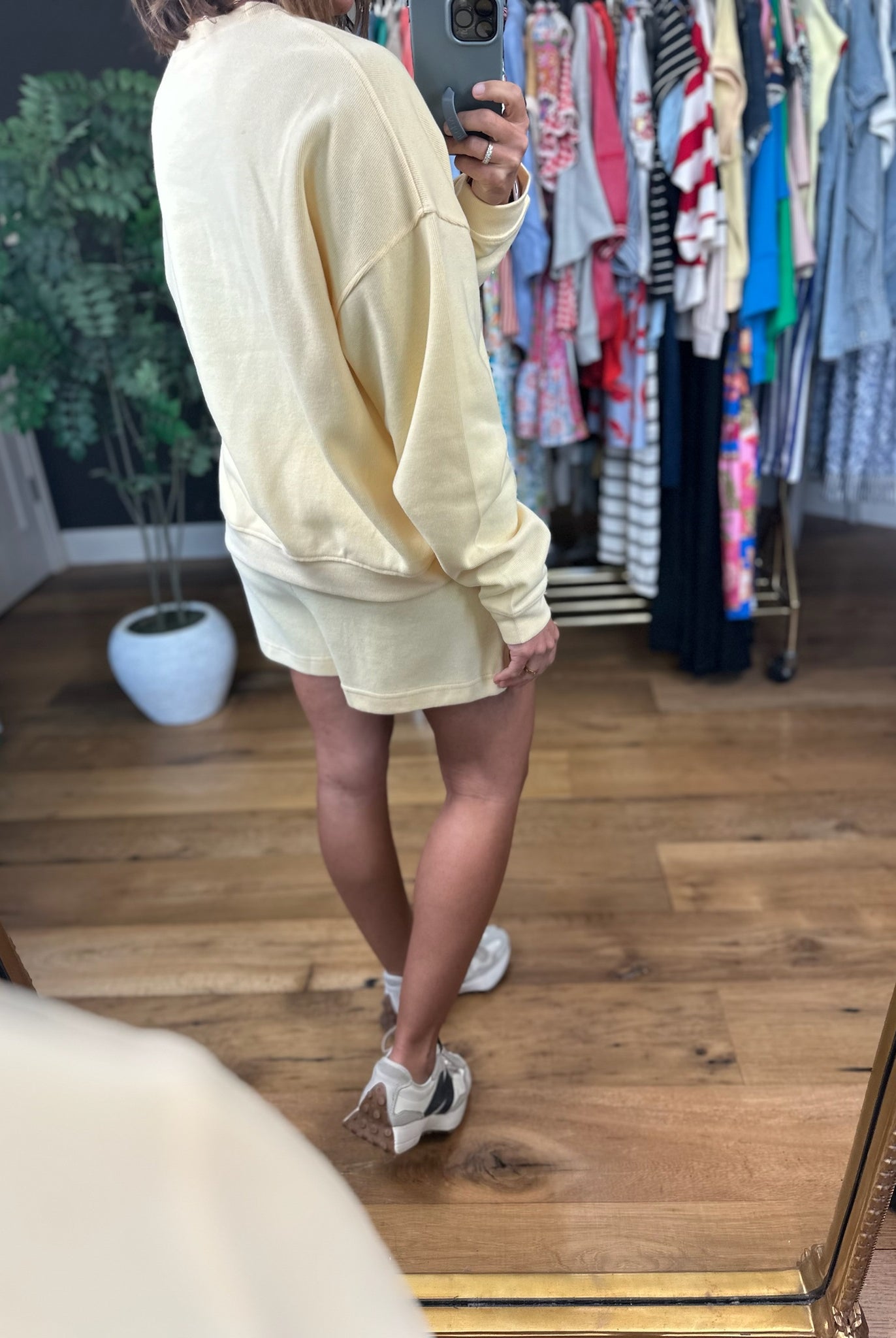 No Doubts Crew + Shorts Set-Sweaters-Wishlist-Anna Kaytes Boutique, Women's Fashion Boutique in Grinnell, Iowa