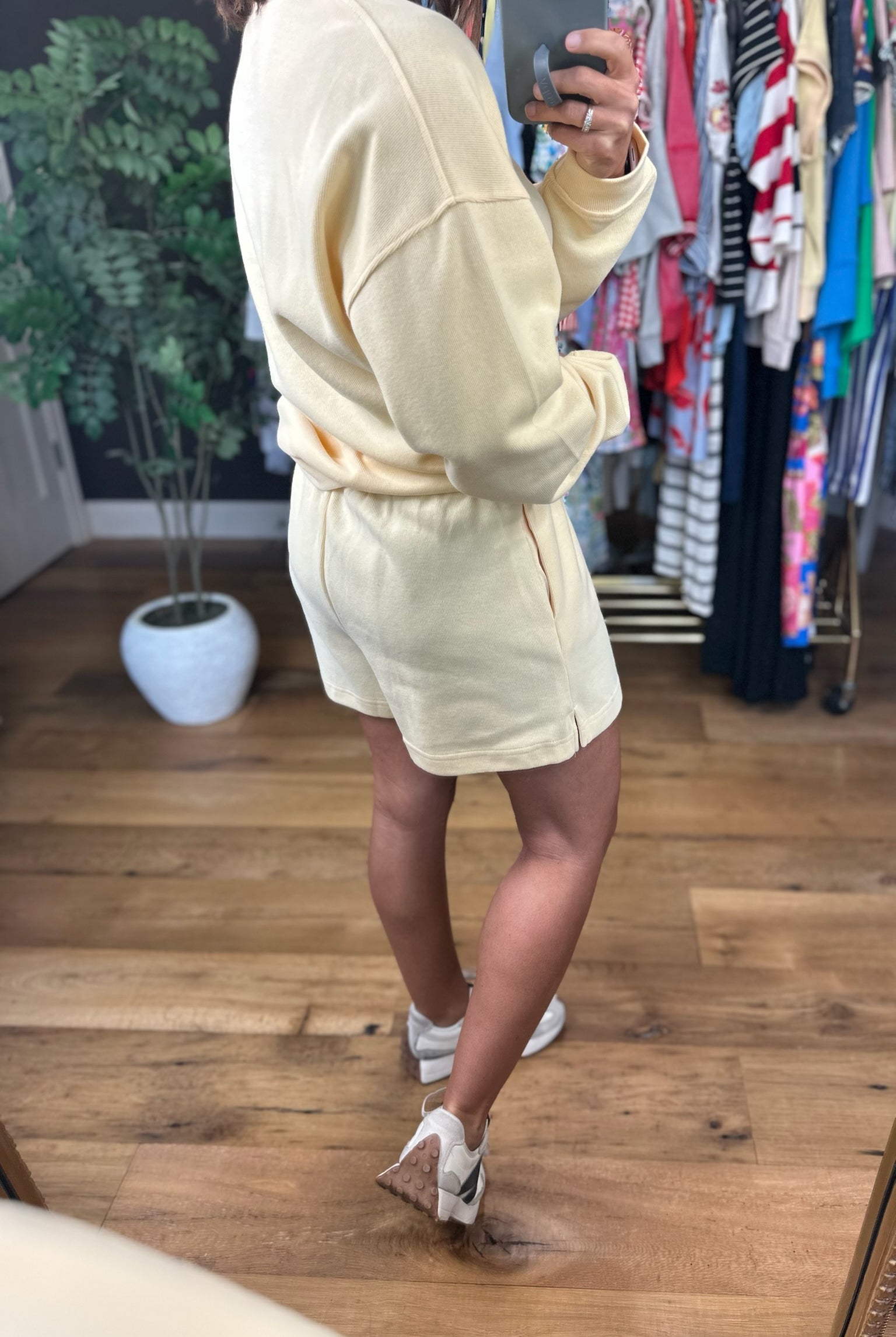 No Doubts Crew + Shorts Set-Sweaters-Wishlist-Anna Kaytes Boutique, Women's Fashion Boutique in Grinnell, Iowa