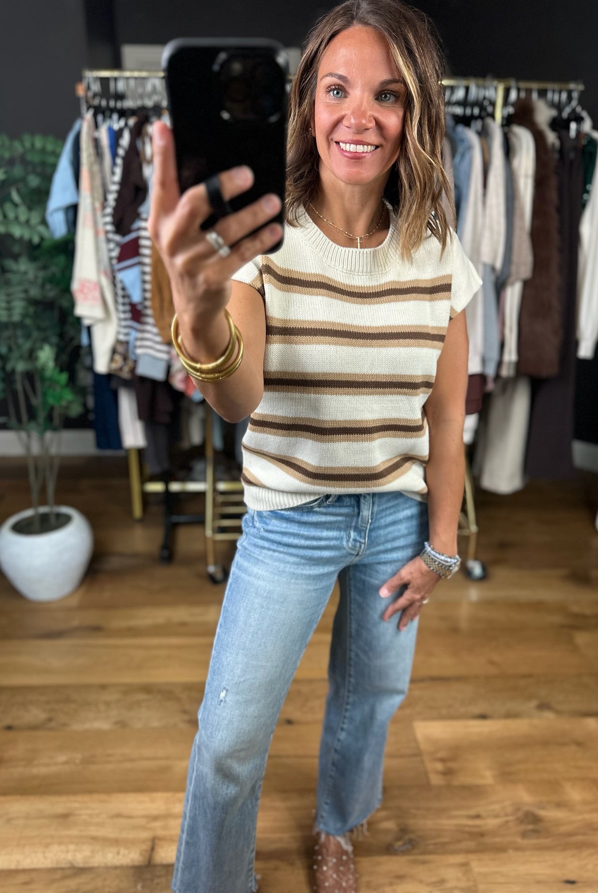 It Girl Energy Knit Top-Short Sleeves-Very J-Anna Kaytes Boutique, Women's Fashion Boutique in Grinnell, Iowa