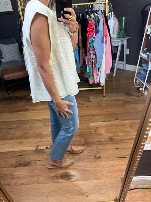 You and Me Flowy Linen Top - 	Off White-Entro-Anna Kaytes Boutique, Women's Fashion Boutique in Grinnell, Iowa