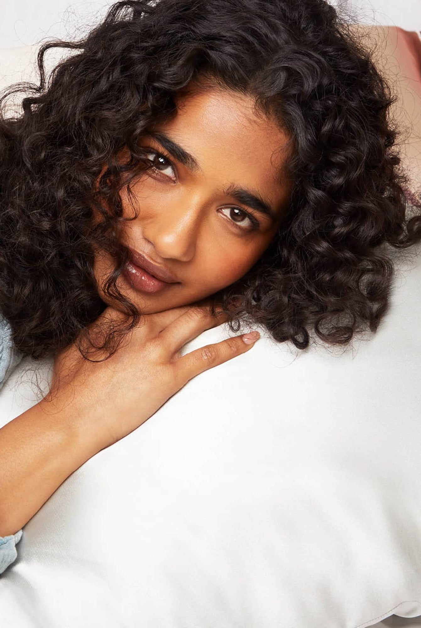 Satin King Pillowcase - Ivory-Hair Accessories-KITSCH-Anna Kaytes Boutique, Women's Fashion Boutique in Grinnell, Iowa