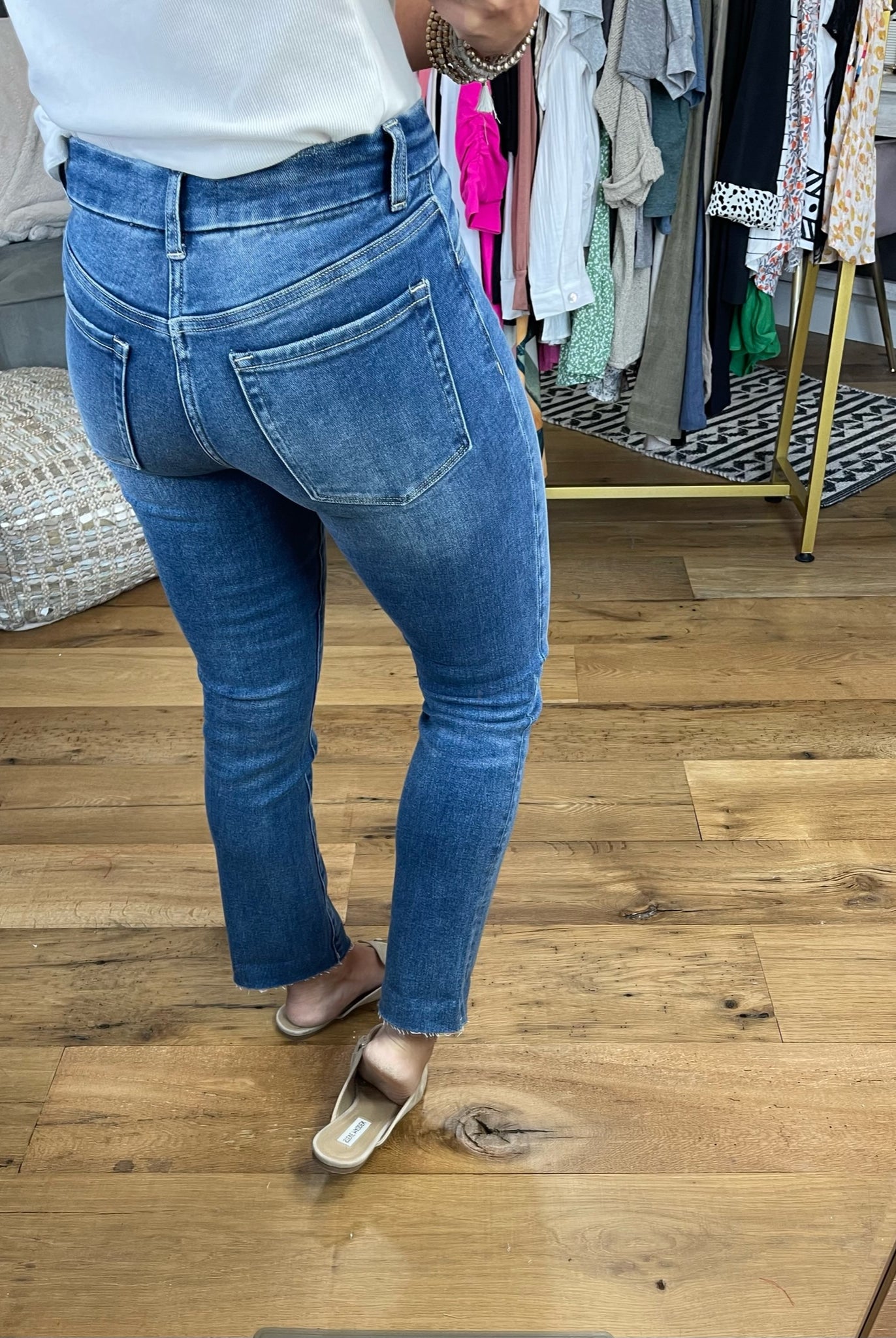 The Nicole Mid-Rise Stretch Slim Straight - Medium Wash-Jeans-Vervet V2213-Anna Kaytes Boutique, Women's Fashion Boutique in Grinnell, Iowa
