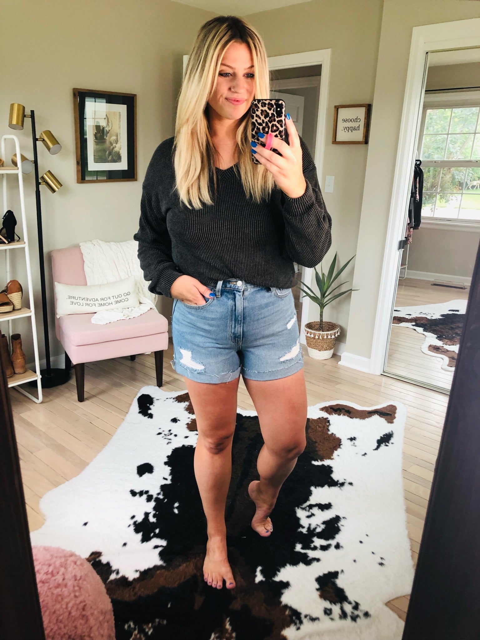 The Hannah High-Rise Single Cuff Mom Short-Shorts-Cello WV47755MD-Anna Kaytes Boutique, Women's Fashion Boutique in Grinnell, Iowa