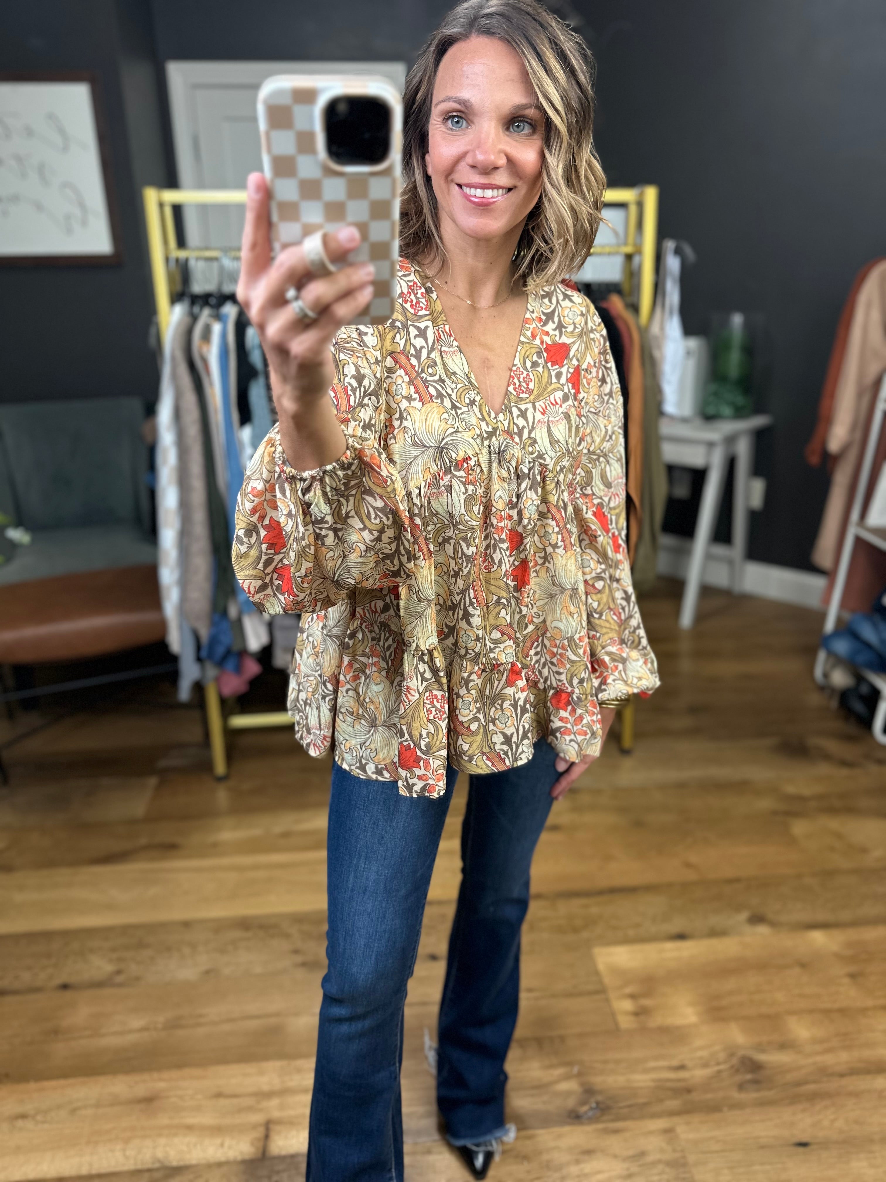 Pippa Flowy Floral Top - Mocha-Entro-Anna Kaytes Boutique, Women's Fashion Boutique in Grinnell, Iowa