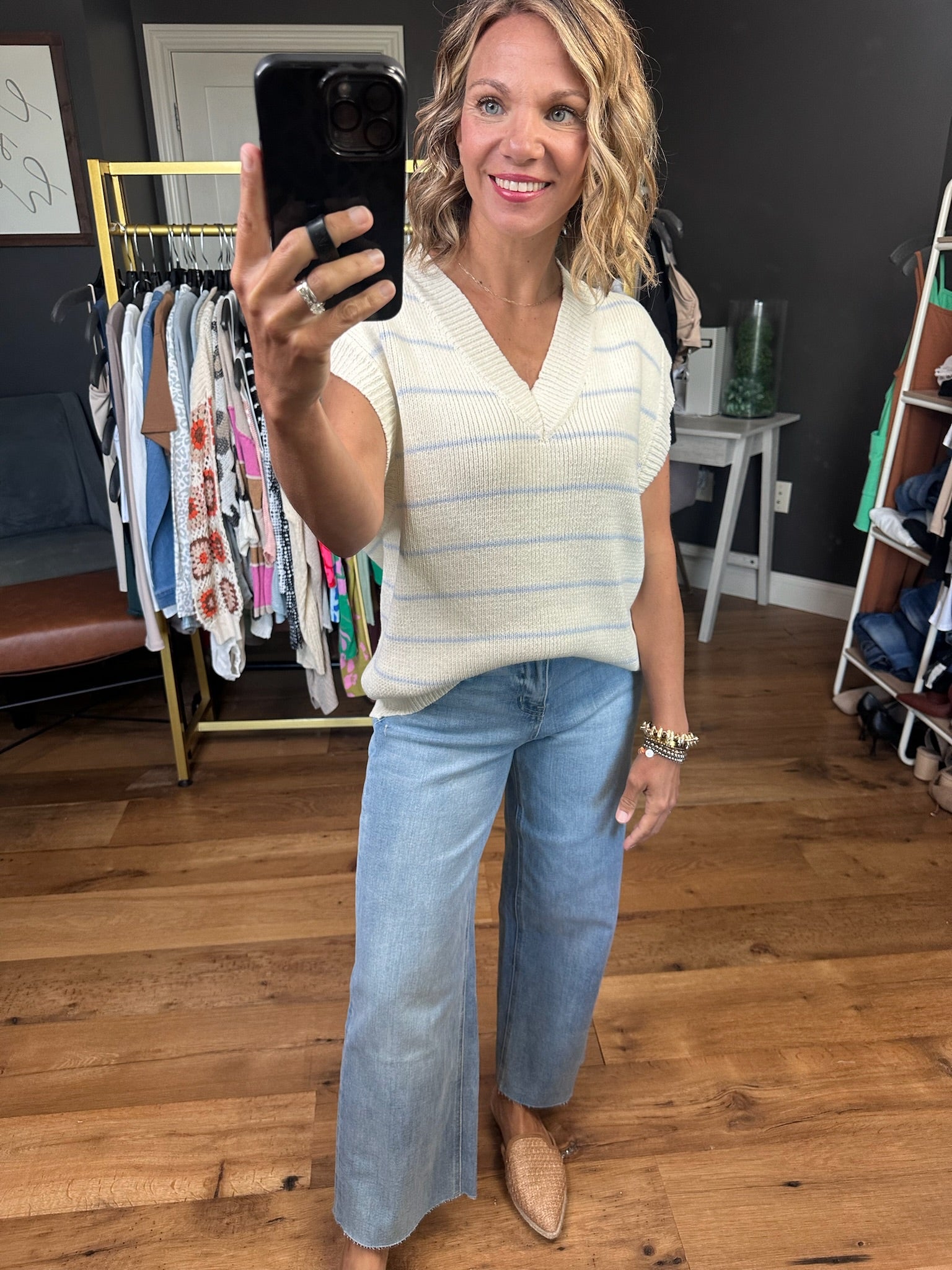 Free & Easy Striped V-Neck Knit Top - Ivory/Blue-Short Sleeves-By Together W1500-Anna Kaytes Boutique, Women's Fashion Boutique in Grinnell, Iowa