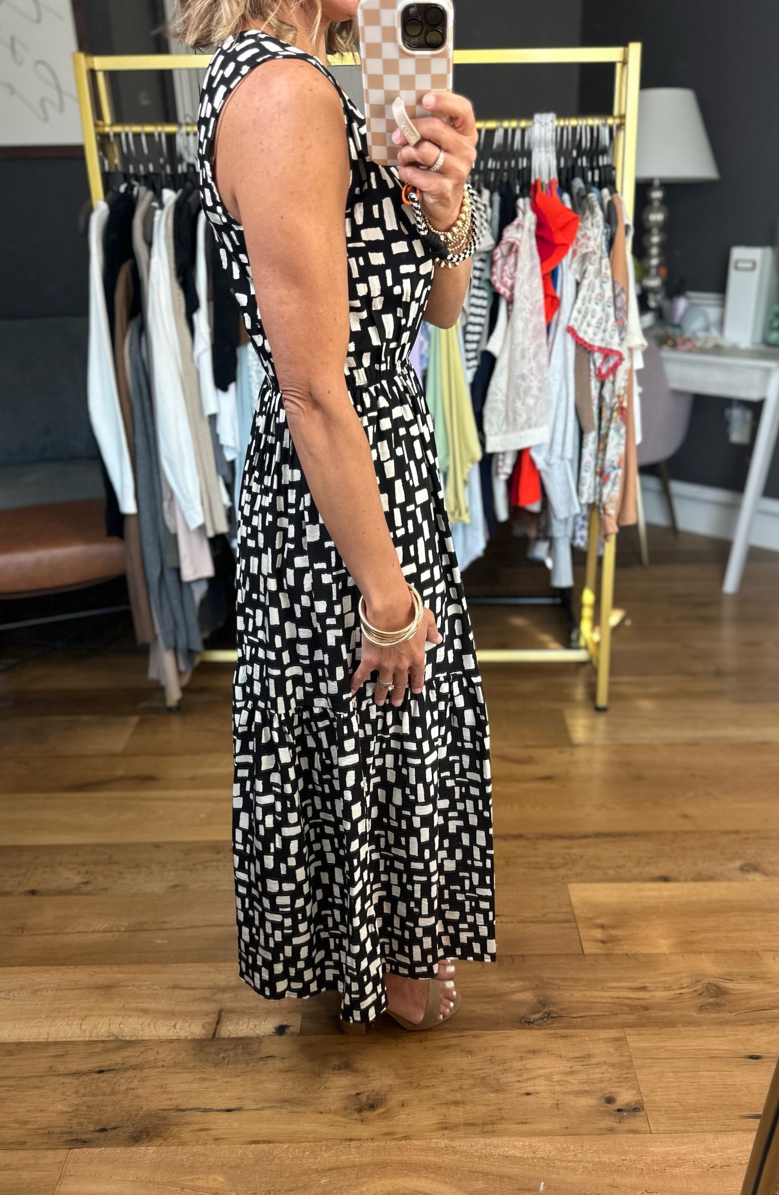 Palm Of My Hand Pocket Dress - Black-Les Amis-Anna Kaytes Boutique, Women's Fashion Boutique in Grinnell, Iowa