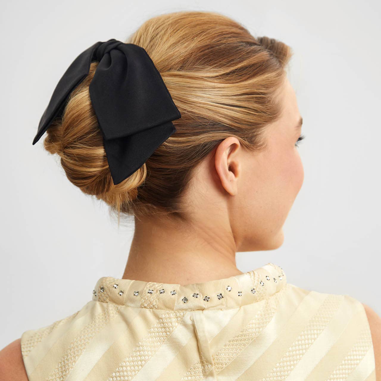 Recycled Fabric Bow Hair Clip 1pc- Black-KITSCH-Anna Kaytes Boutique, Women's Fashion Boutique in Grinnell, Iowa