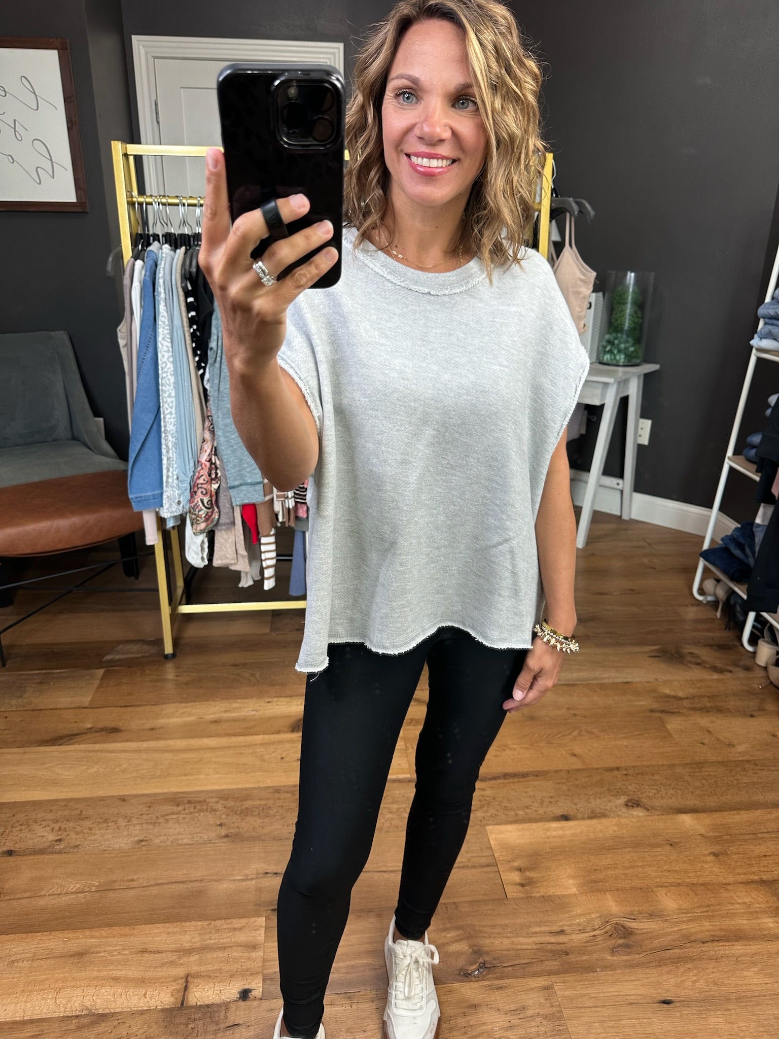 Heads Up Raw Hem Dolman Top - Heather Grey-Bucketlist-Anna Kaytes Boutique, Women's Fashion Boutique in Grinnell, Iowa