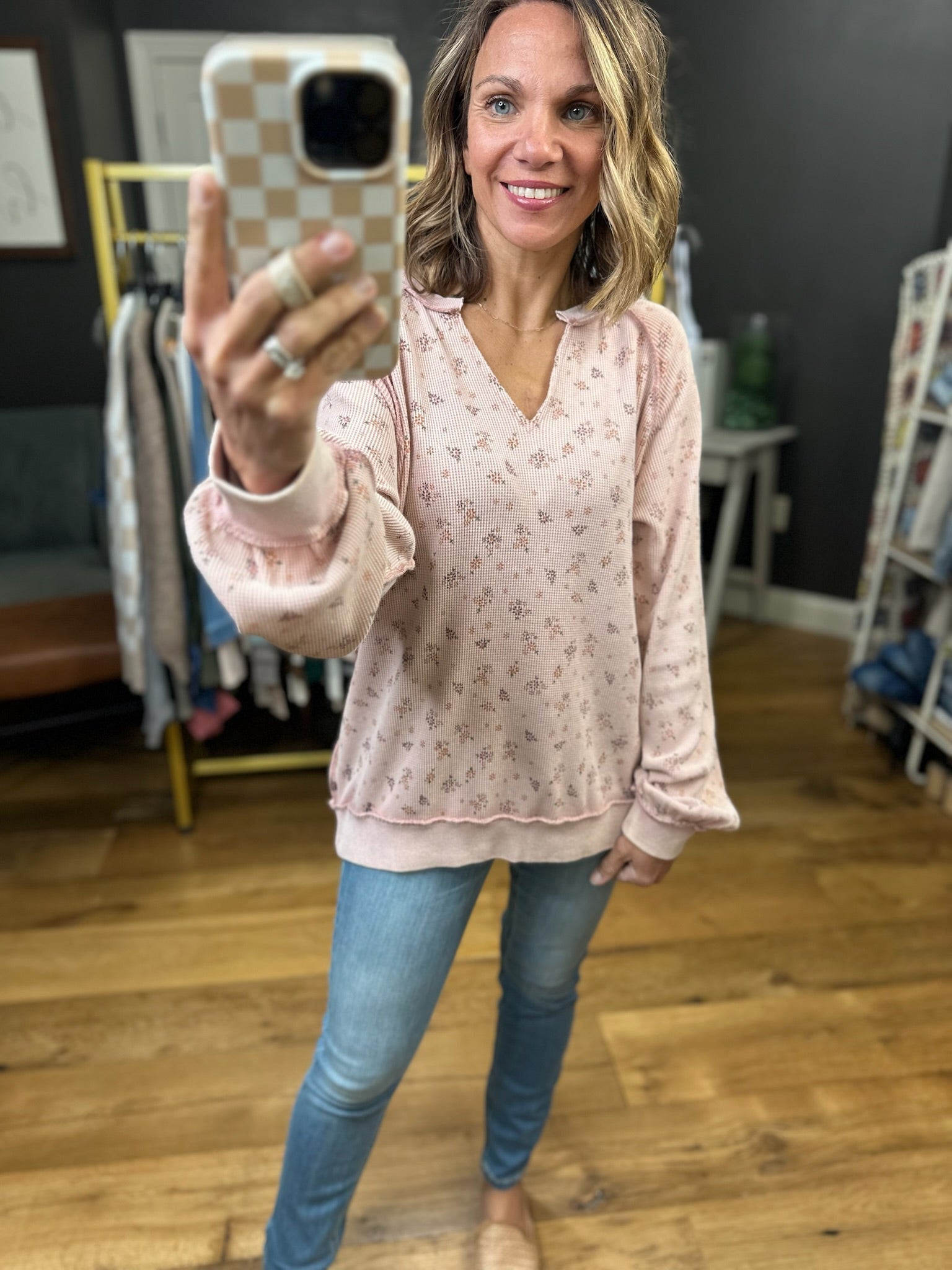 Find My Way Floral V-Neck Top - Dusty Pink-Easel-Anna Kaytes Boutique, Women's Fashion Boutique in Grinnell, Iowa