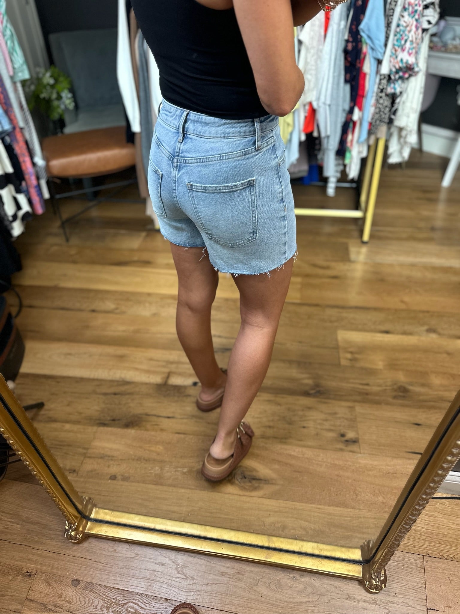 The Elliot Mid-Rise Denim Shorts-Thread & Supply-Anna Kaytes Boutique, Women's Fashion Boutique in Grinnell, Iowa