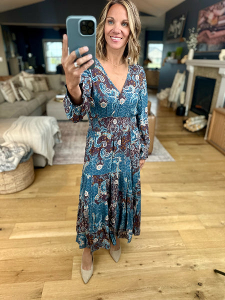 Enchanted Paisley V-Neck Dress – Anna Kaytes Boutique