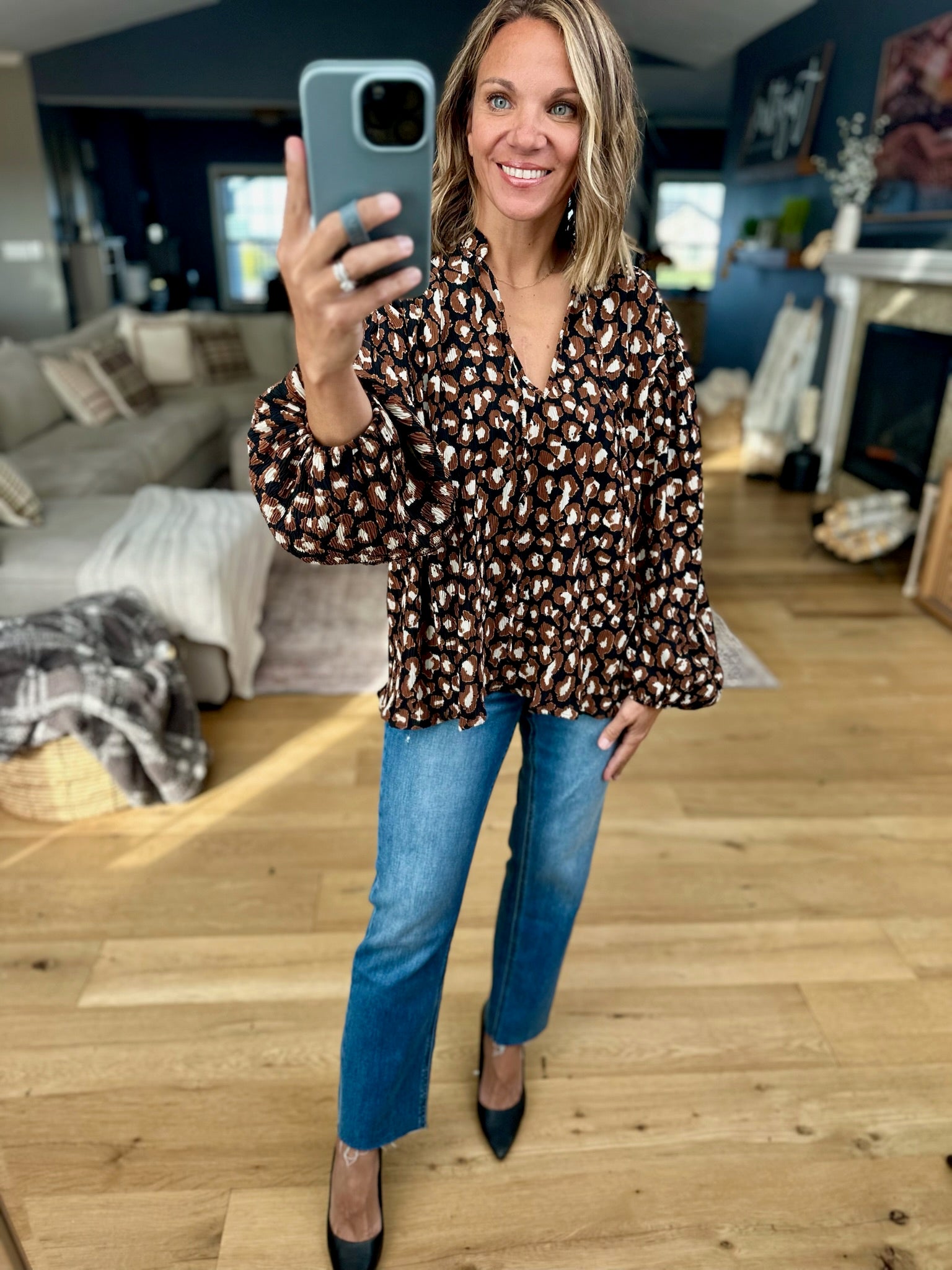 Coming This Way Patterned Pleated Top-Anniewear-Anna Kaytes Boutique, Women's Fashion Boutique in Grinnell, Iowa