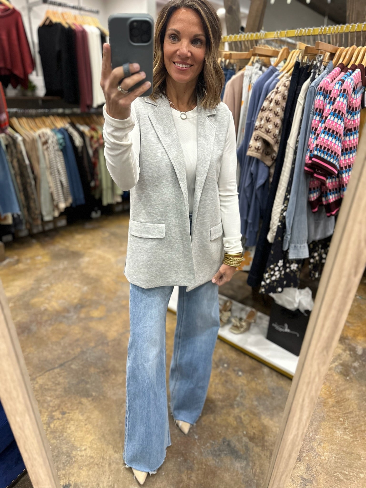 Look Ahead Pocket Vest-Vests-Doe & Rae-Anna Kaytes Boutique, Women's Fashion Boutique in Grinnell, Iowa