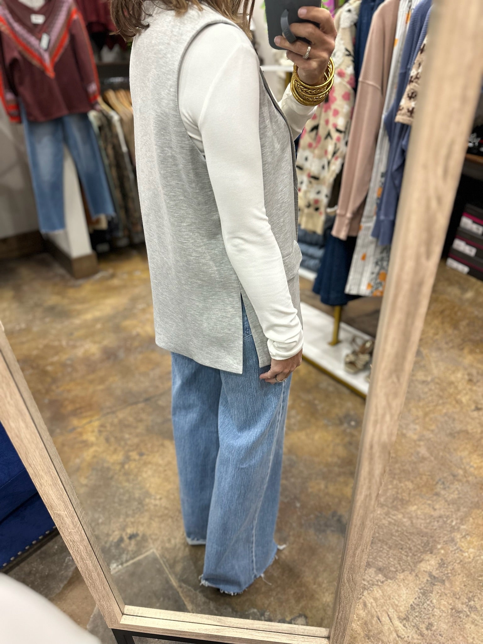 Look Ahead Pocket Vest-Vests-Doe & Rae-Anna Kaytes Boutique, Women's Fashion Boutique in Grinnell, Iowa