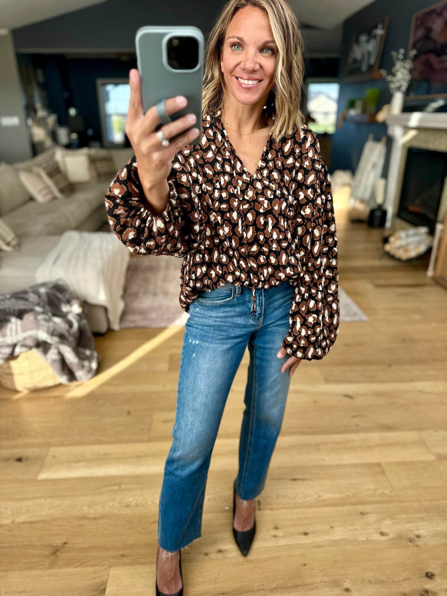 Coming This Way Patterned Pleated Top-Anniewear-Anna Kaytes Boutique, Women's Fashion Boutique in Grinnell, Iowa