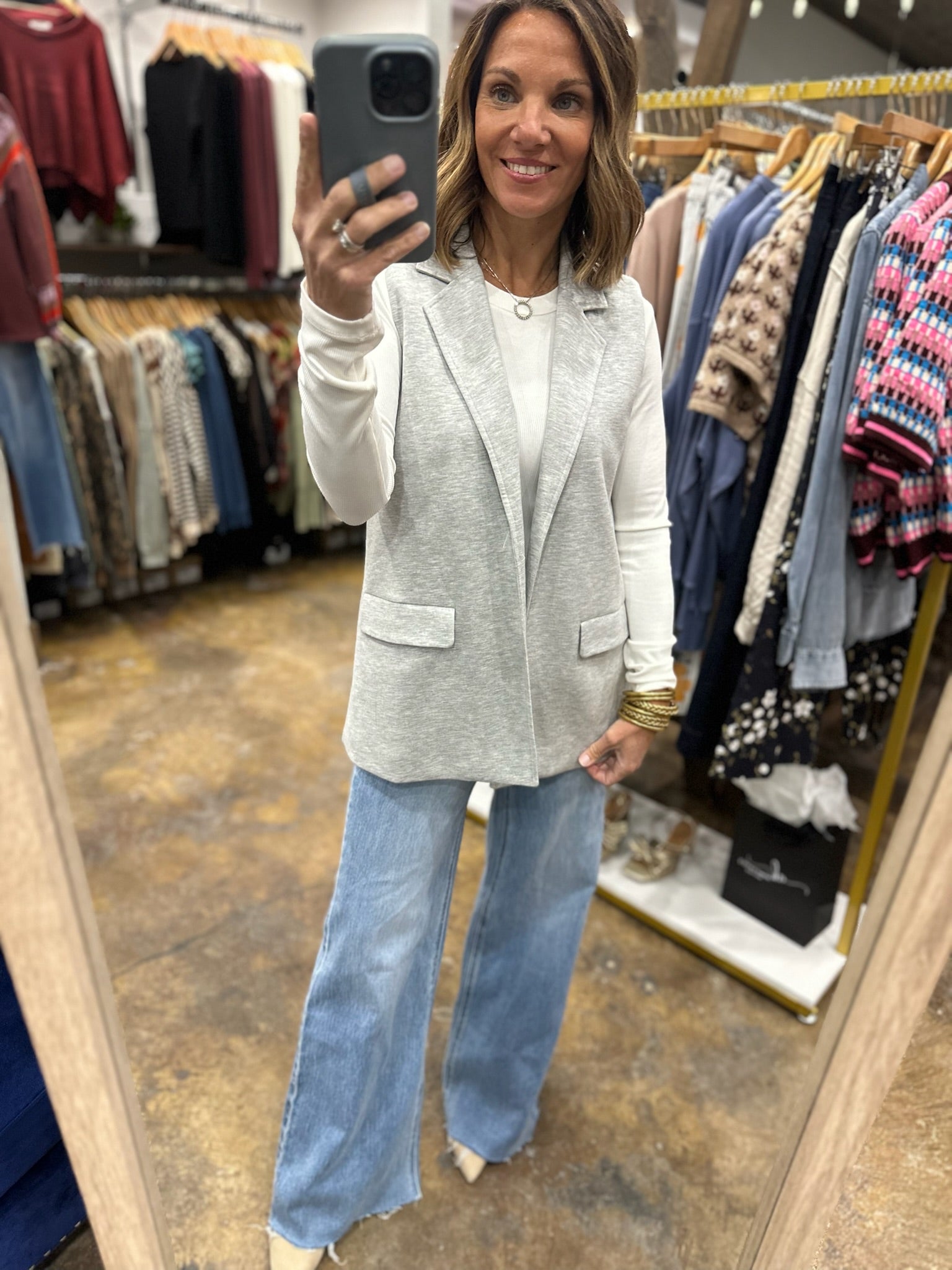 Look Ahead Pocket Vest-Vests-Doe & Rae-Anna Kaytes Boutique, Women's Fashion Boutique in Grinnell, Iowa