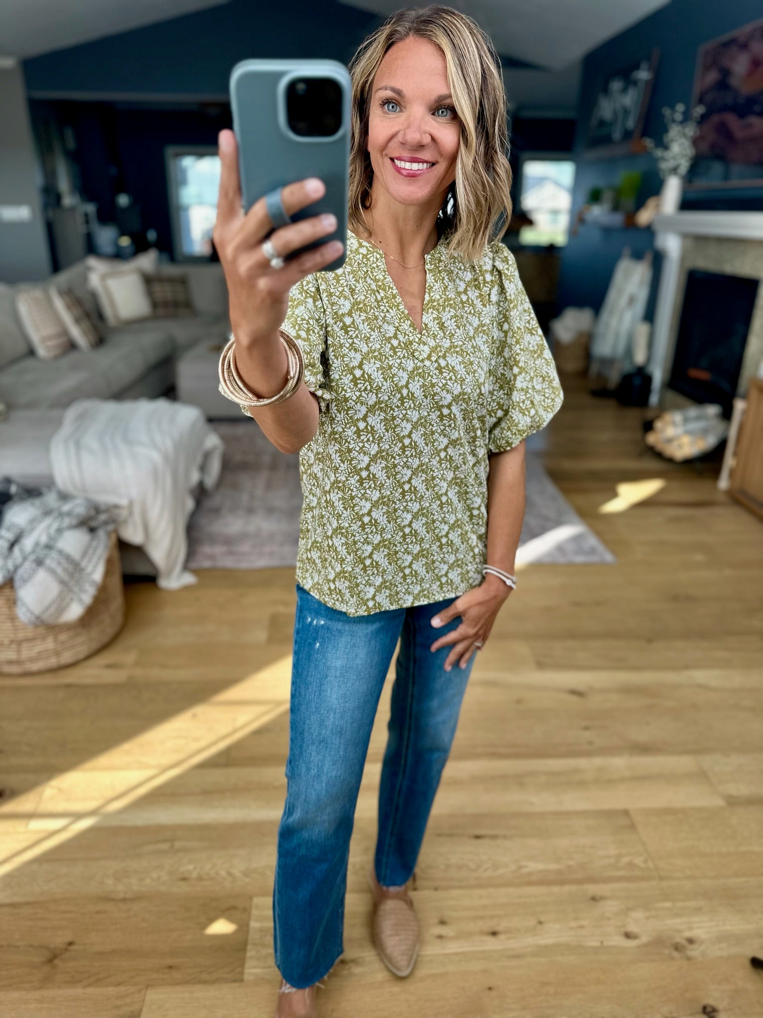 Warmth Of Wildflowers Floral Top-Anniewear-Anna Kaytes Boutique, Women's Fashion Boutique in Grinnell, Iowa