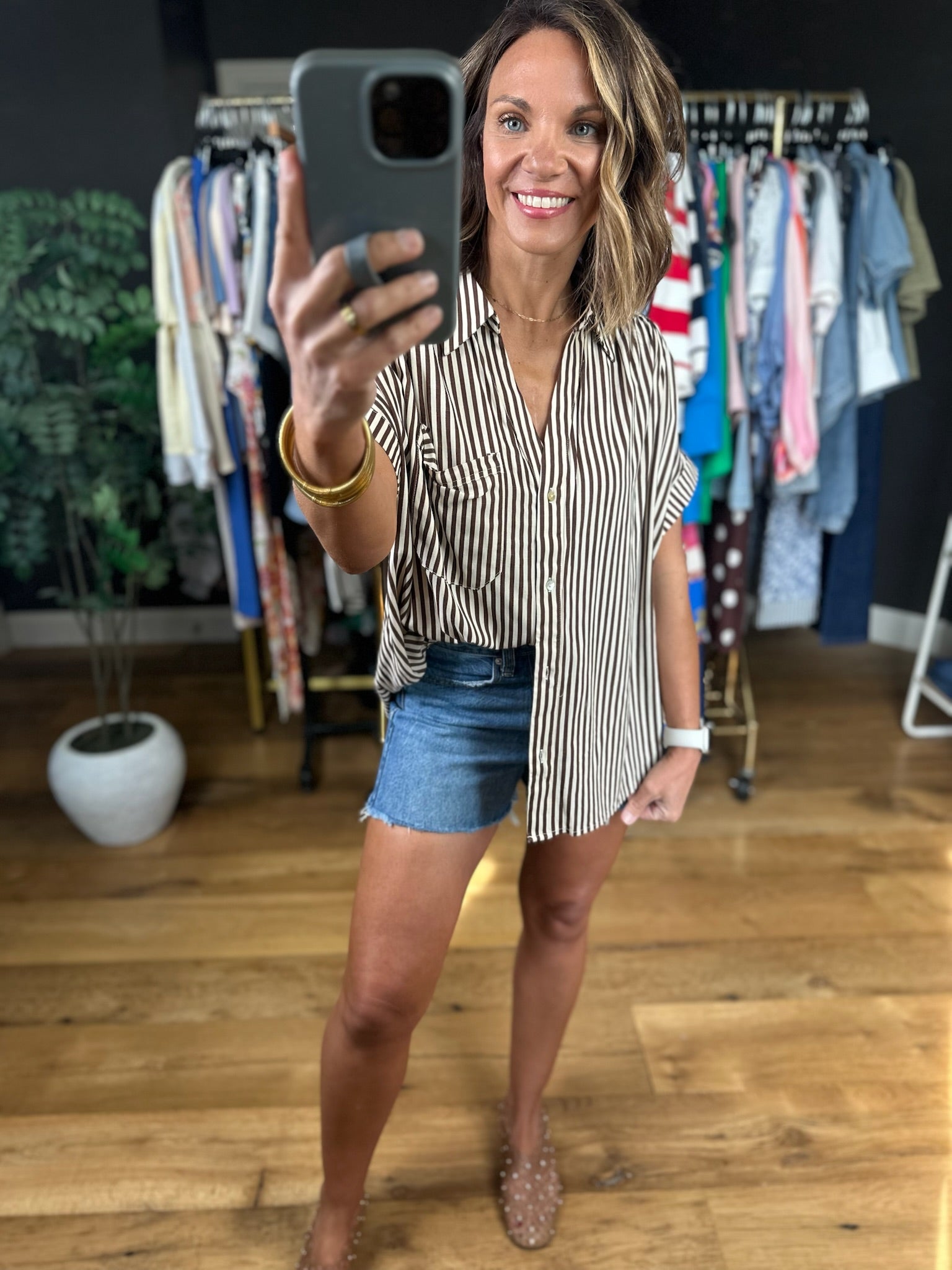 Highly Qualified Striped Button-Down Top - Brown-Short Sleeves-Vine & Love-Anna Kaytes Boutique, Women's Fashion Boutique in Grinnell, Iowa
