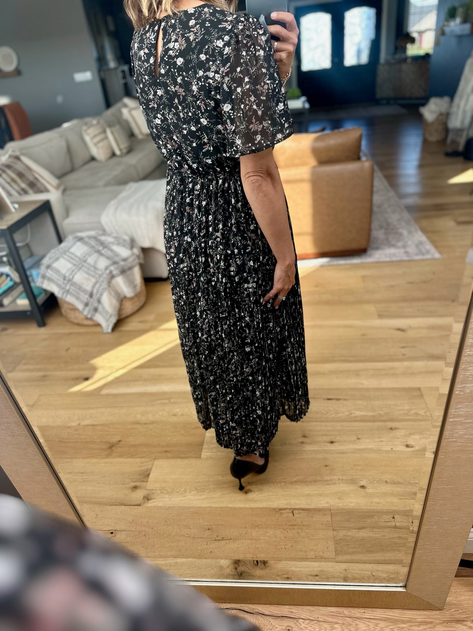 Looking Back Pleated Floral Dress-Hayden-Anna Kaytes Boutique, Women's Fashion Boutique in Grinnell, Iowa