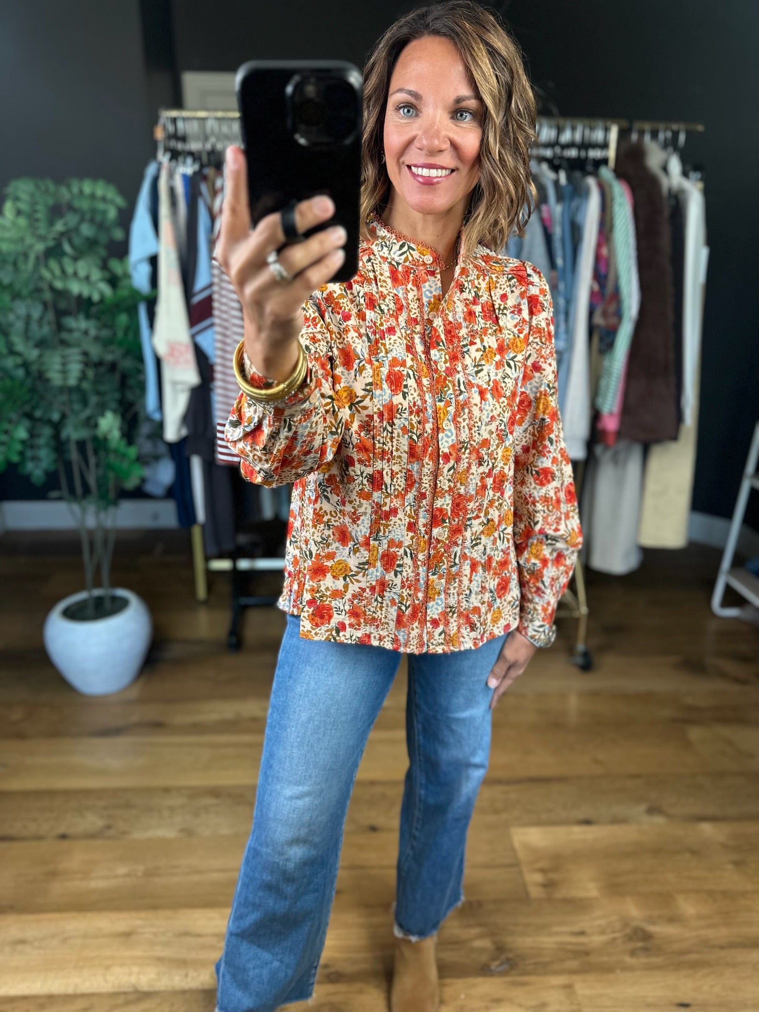 Worth My Wild Floral Top-Long Sleeves-Fate-Anna Kaytes Boutique, Women's Fashion Boutique in Grinnell, Iowa