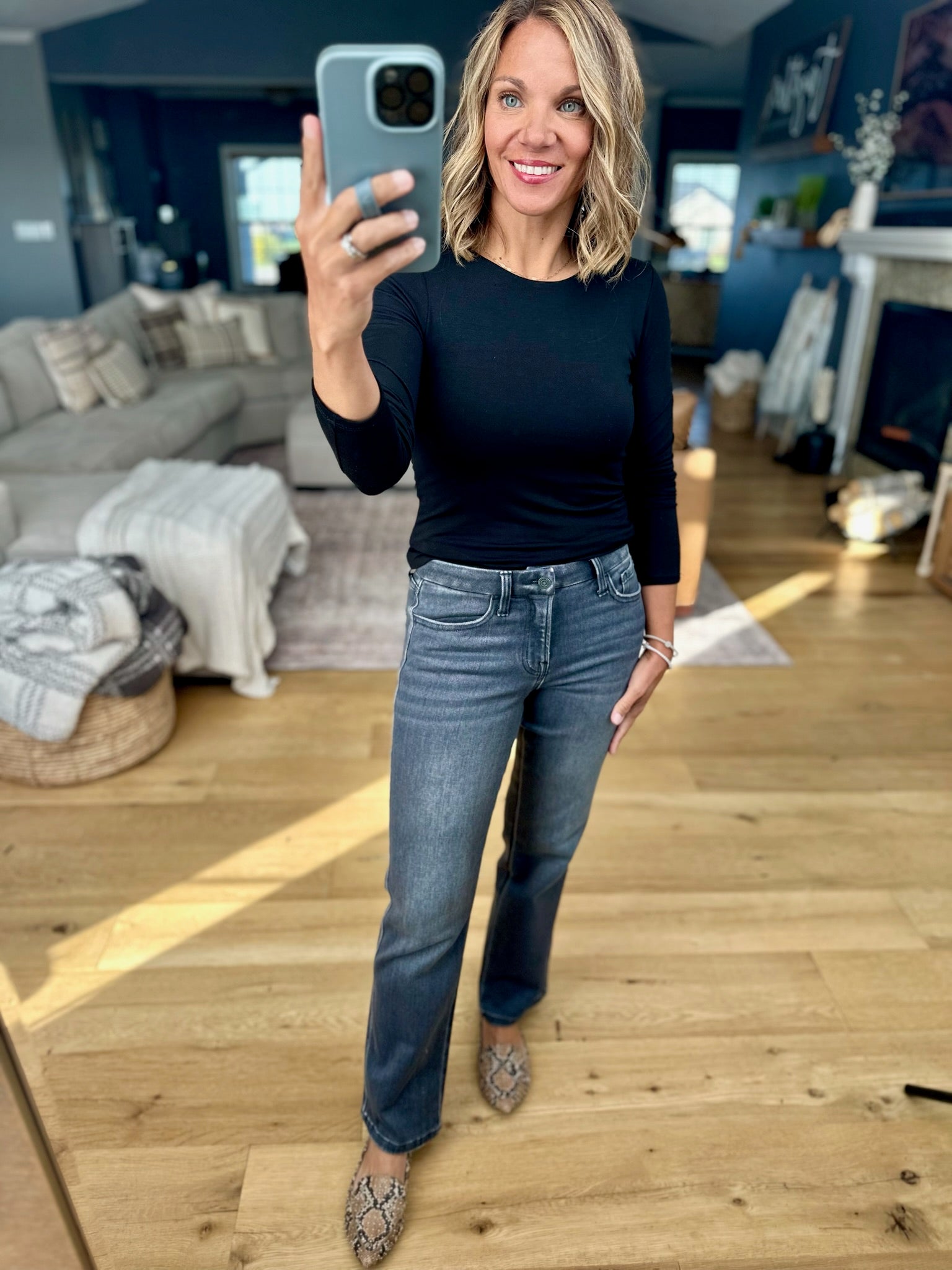 The Stasia Mid-Rise Ankle Straight Denim-Vervet-Anna Kaytes Boutique, Women's Fashion Boutique in Grinnell, Iowa