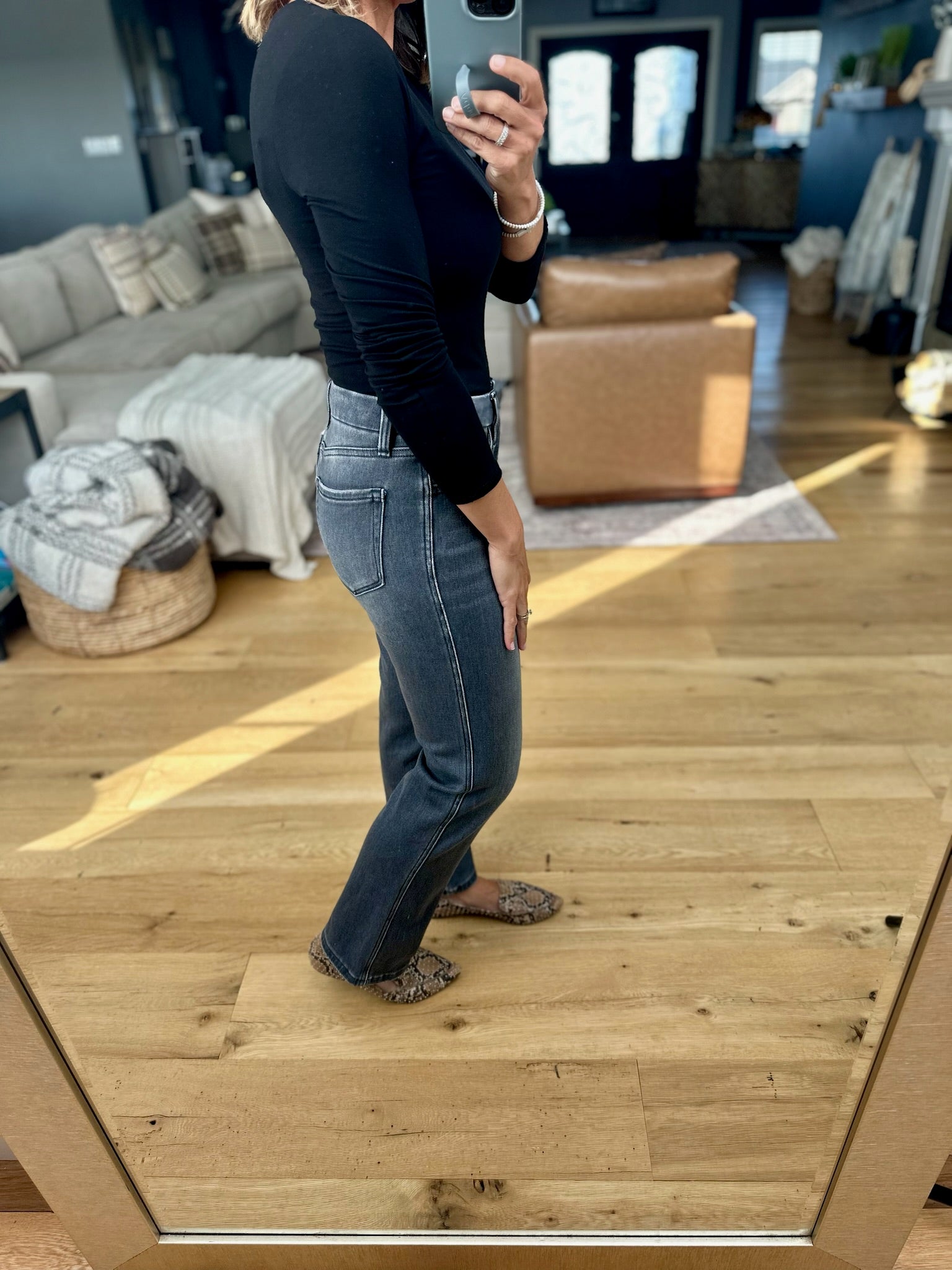 The Stasia Mid-Rise Ankle Straight Denim-Vervet-Anna Kaytes Boutique, Women's Fashion Boutique in Grinnell, Iowa